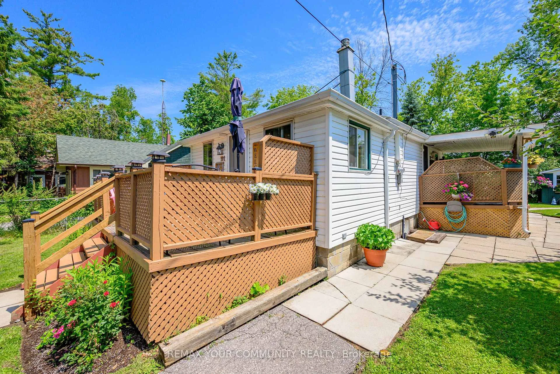 Photo 4 of 101 Dunkirk Avenue, Georgina, Sutton & Jackson's Point — HOMEH