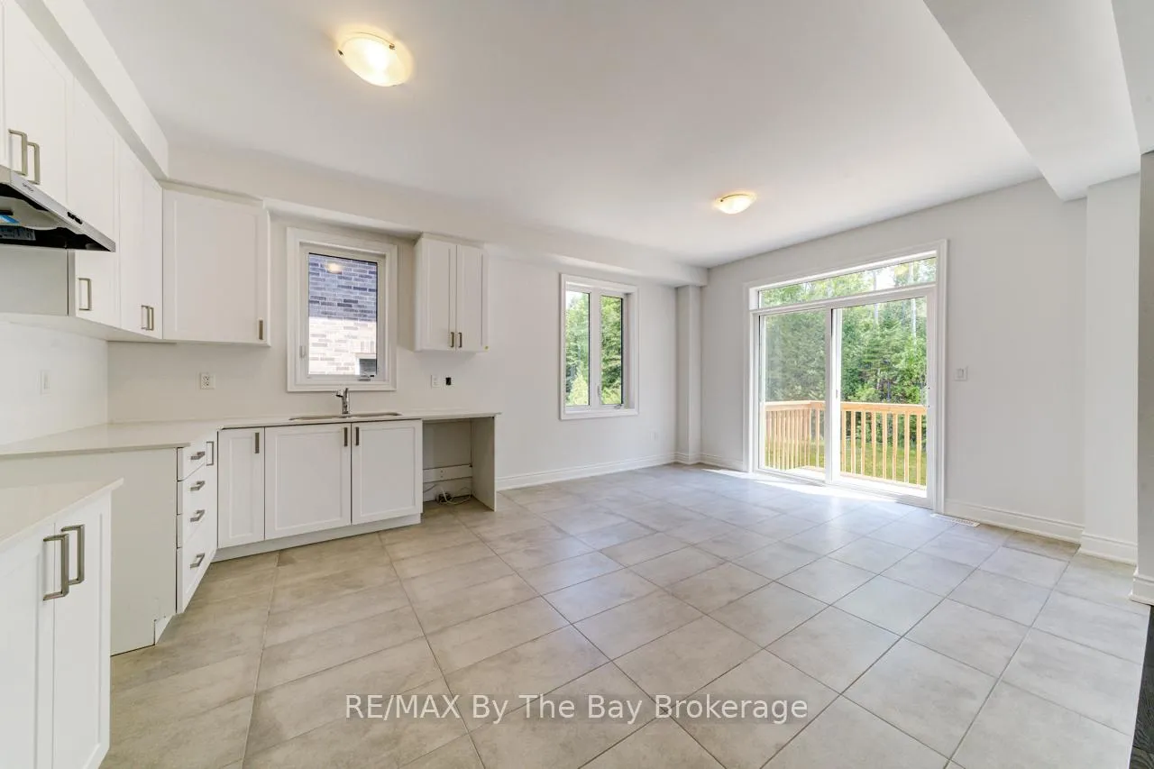 Photo 11 of 3 Misty Ridge Road, Wasaga Beach — HOMEH