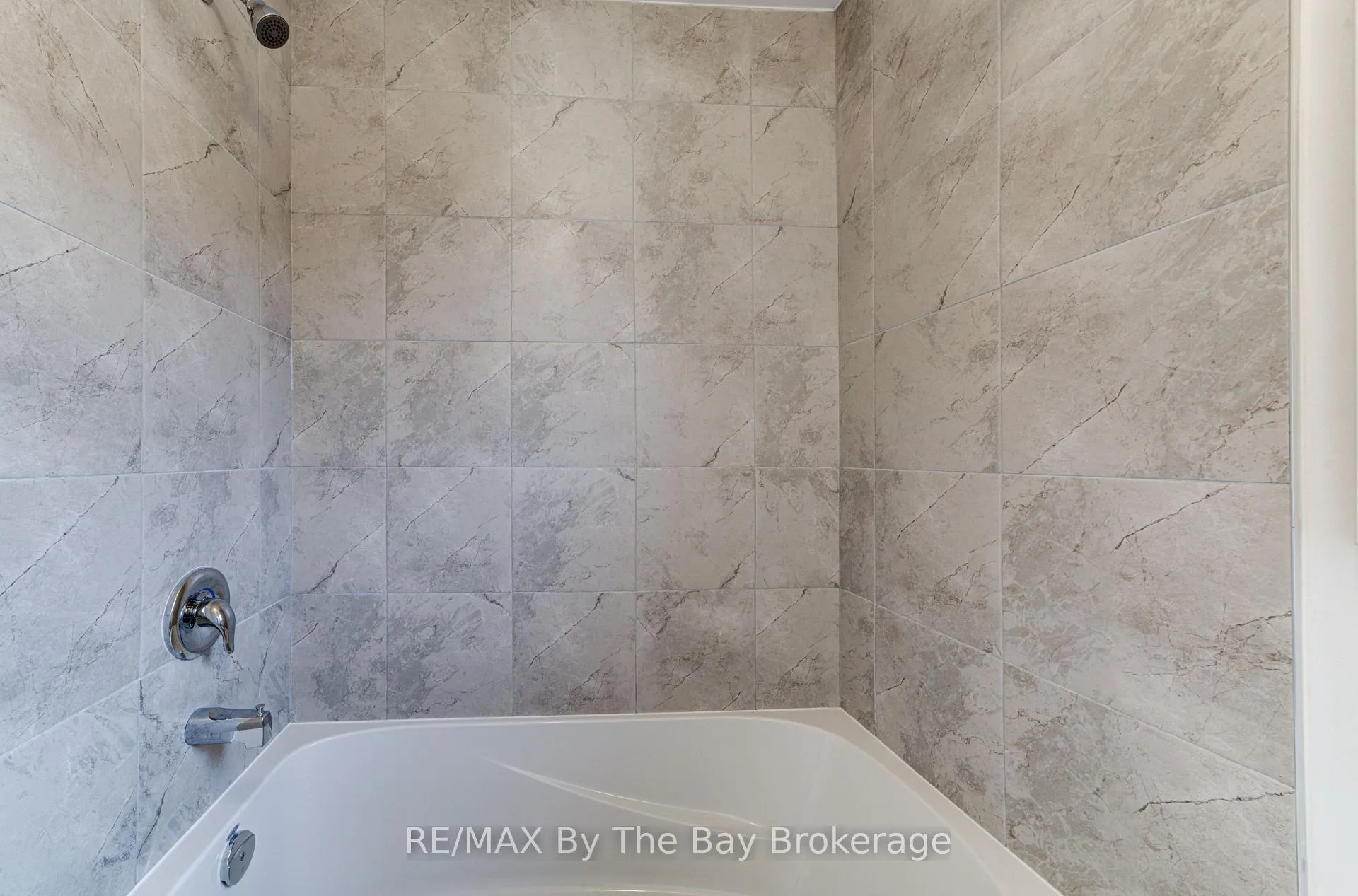 Photo 28 of 3 Misty Ridge Road, Wasaga Beach — HOMEH