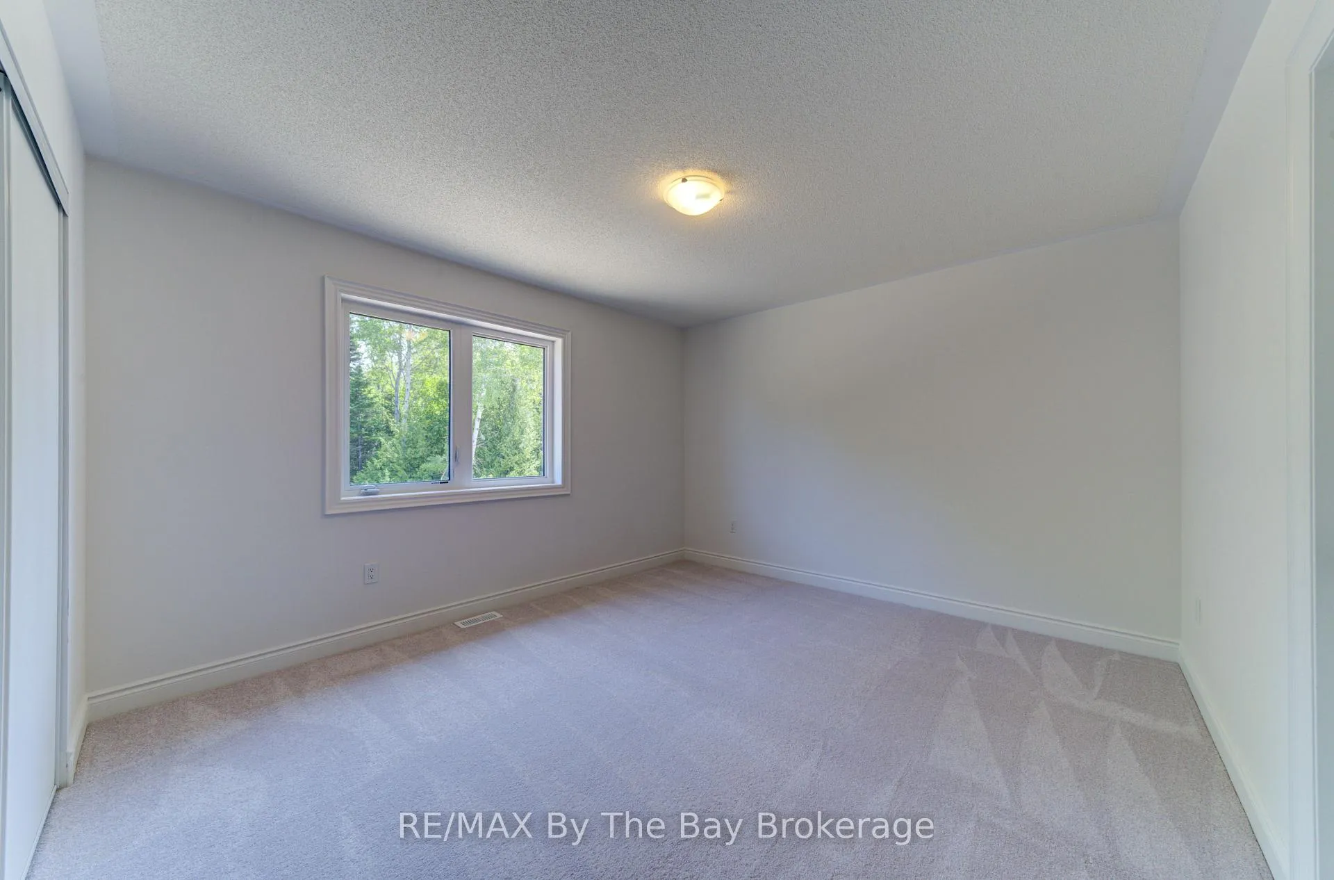 Photo 29 of 3 Misty Ridge Road, Wasaga Beach — HOMEH