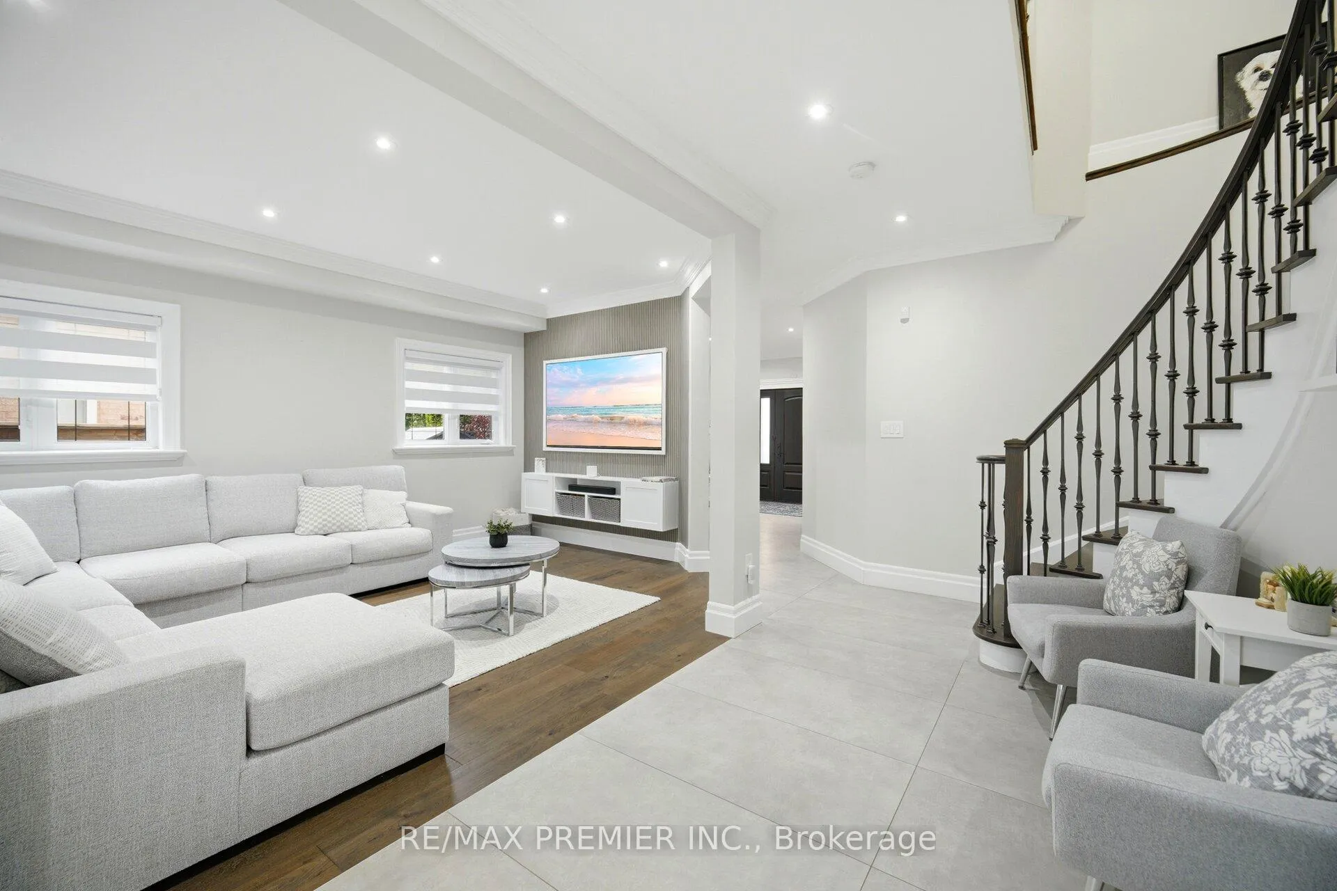 Photo 5 of 25 Andrew Hill Drive, Vaughan, Vellore Village — HOMEH