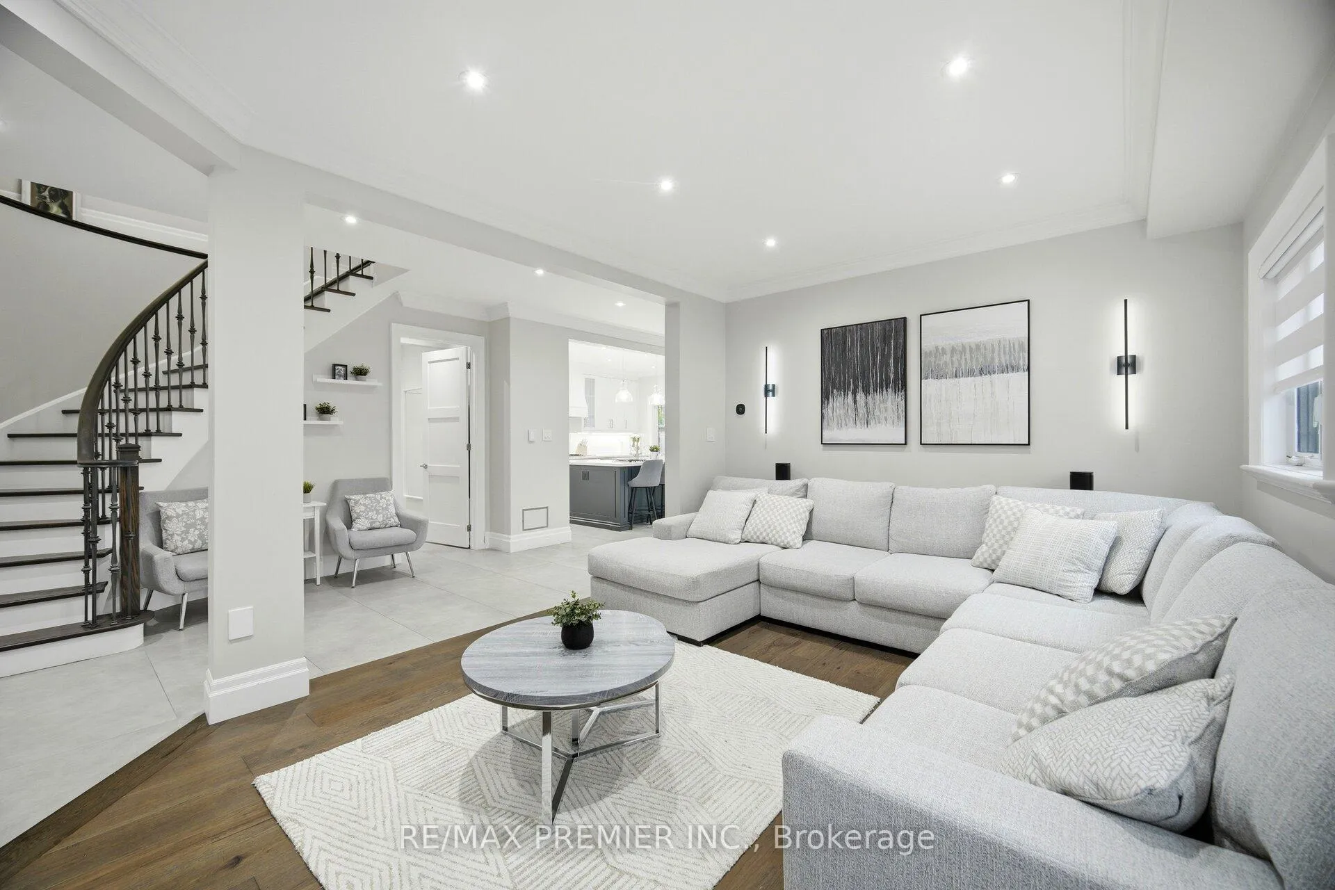 Photo 7 of 25 Andrew Hill Drive, Vaughan, Vellore Village — HOMEH