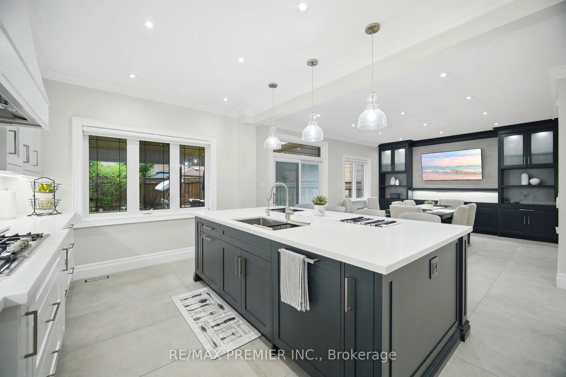 Photo 13 of 25 Andrew Hill Drive, Vaughan, Vellore Village — HOMEH