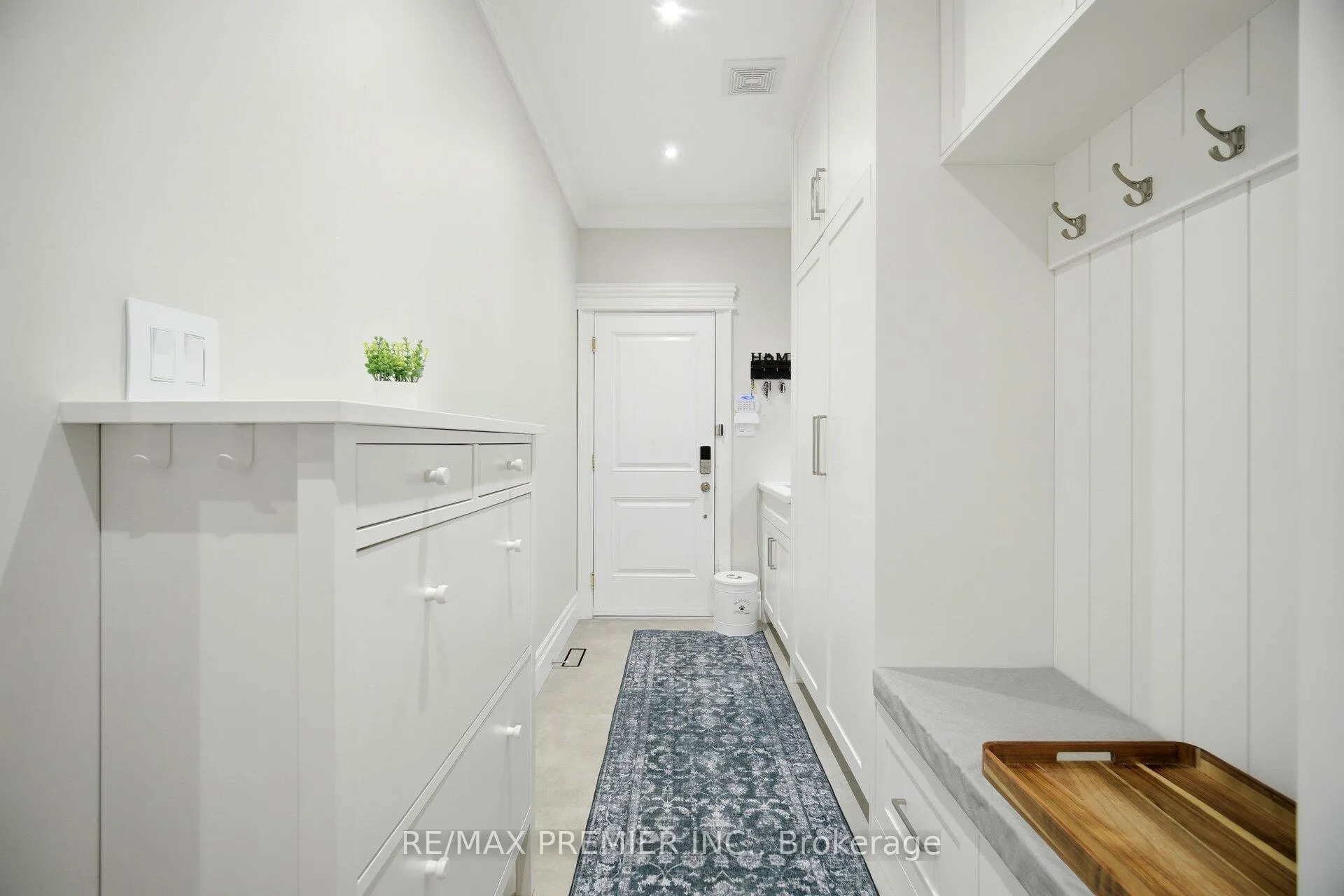 Photo 18 of 25 Andrew Hill Drive, Vaughan, Vellore Village — HOMEH