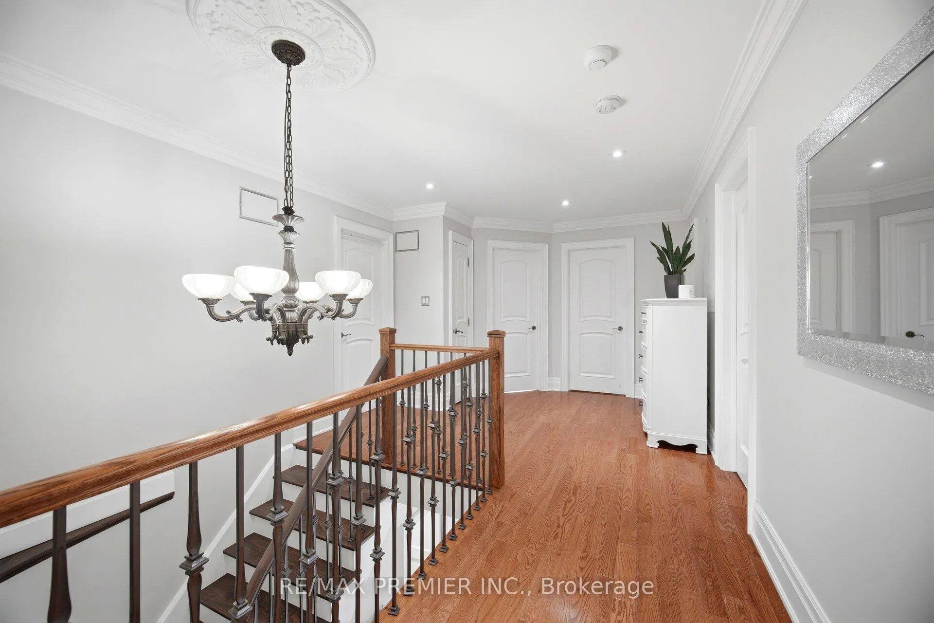 Photo 20 of 25 Andrew Hill Drive, Vaughan, Vellore Village — HOMEH