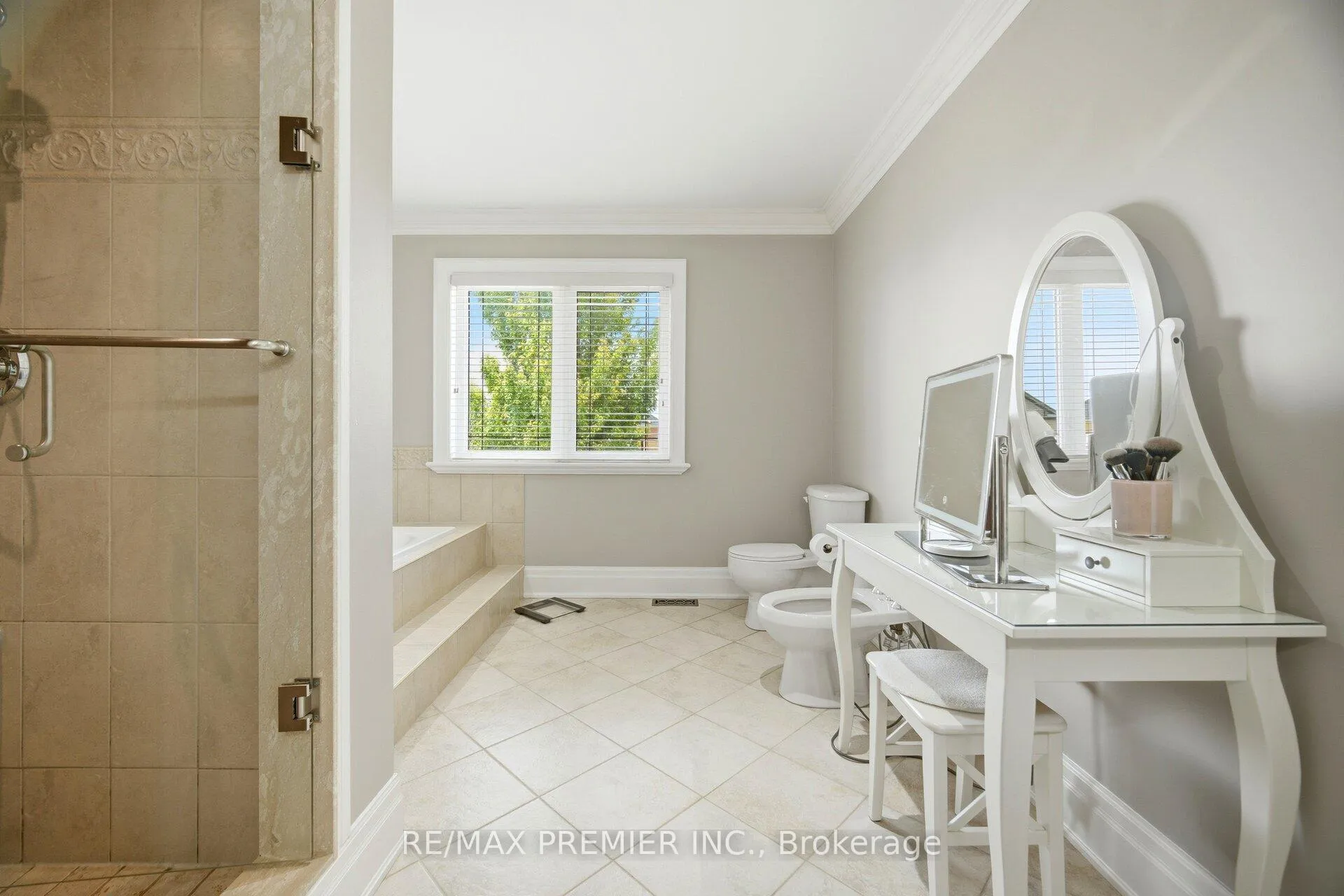 Photo 24 of 25 Andrew Hill Drive, Vaughan, Vellore Village — HOMEH