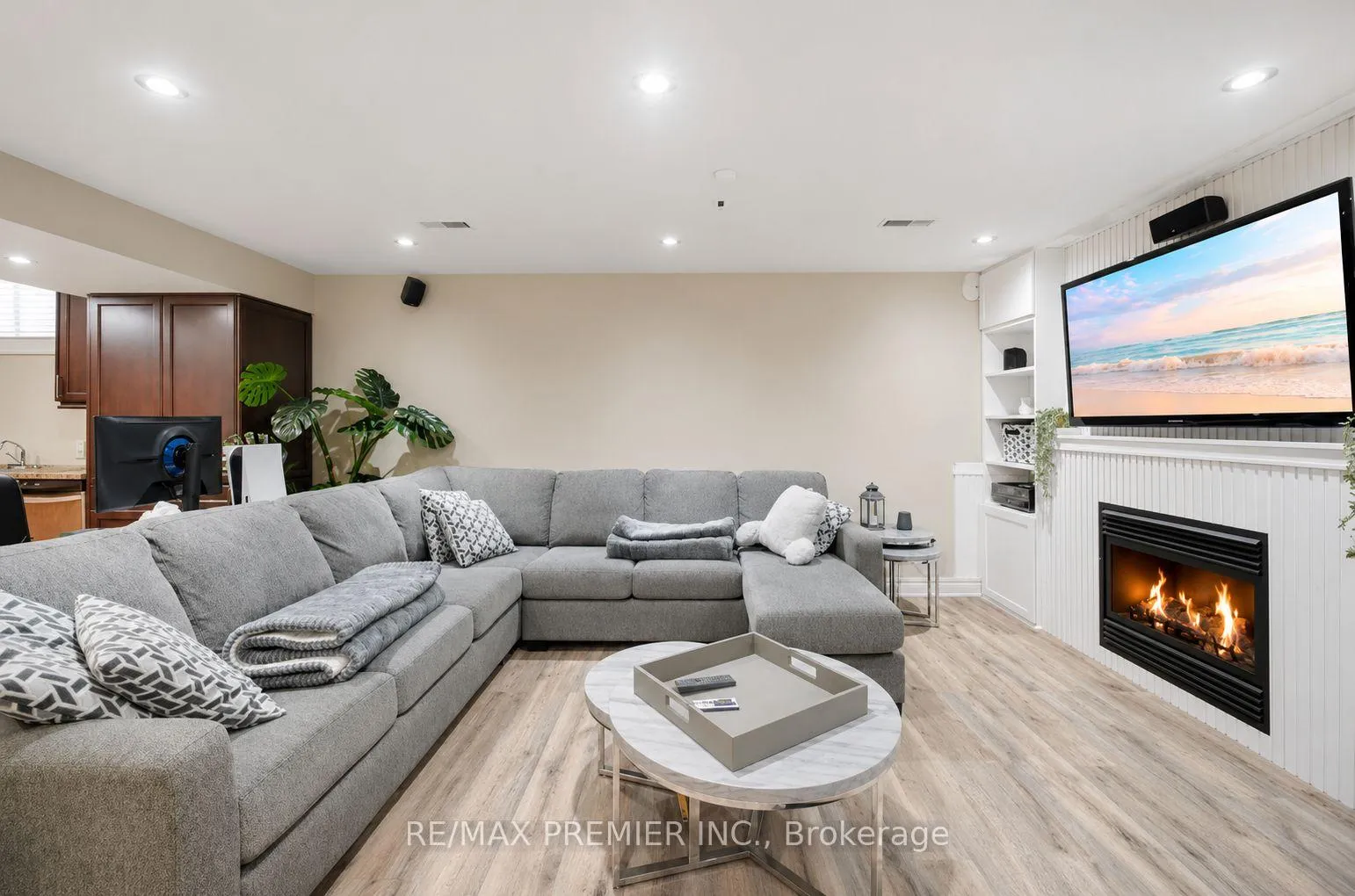 Photo 32 of 25 Andrew Hill Drive, Vaughan, Vellore Village — HOMEH