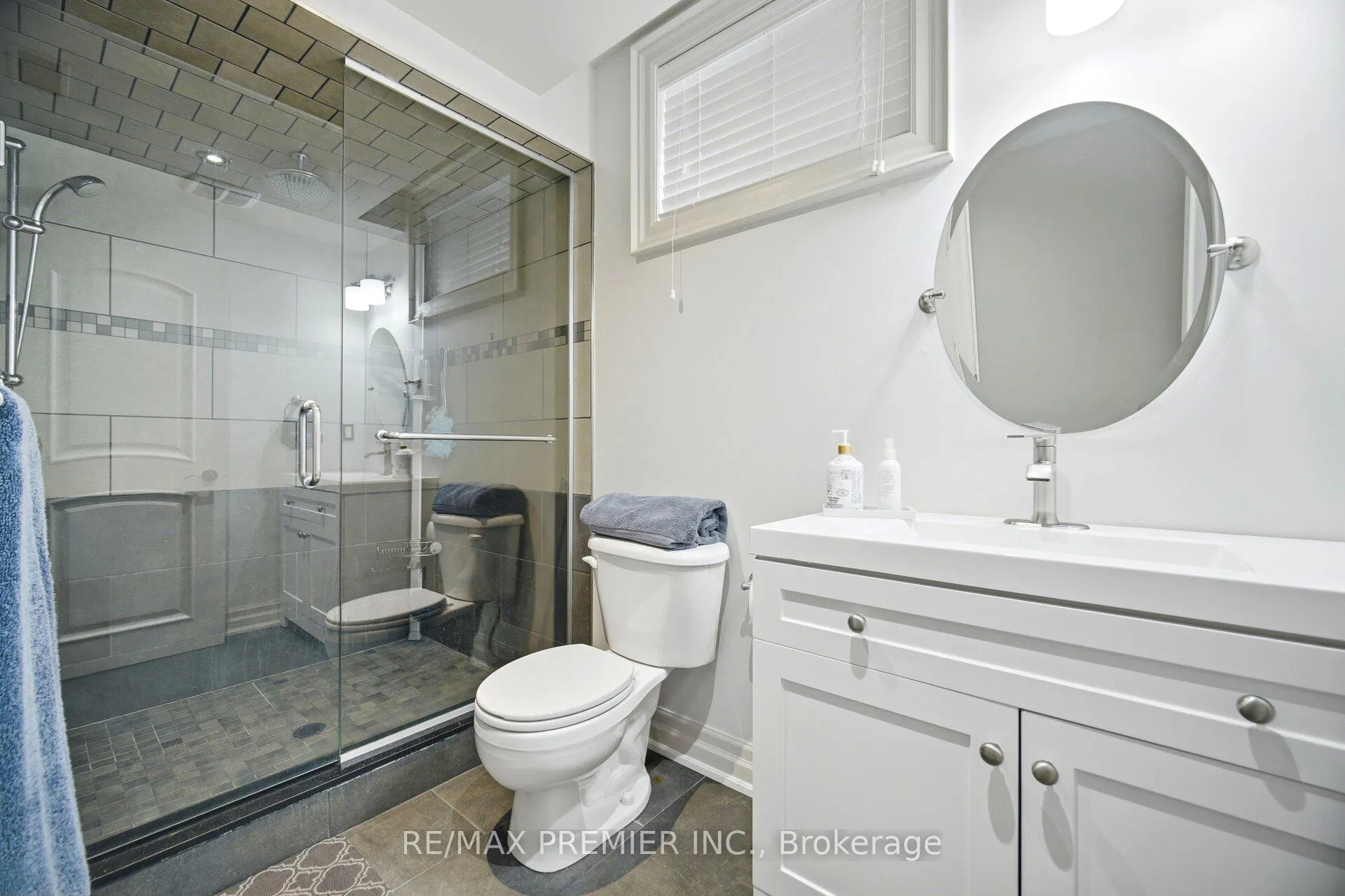 Photo 37 of 25 Andrew Hill Drive, Vaughan, Vellore Village — HOMEH