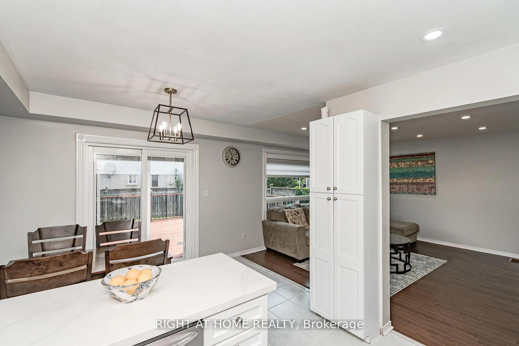 Photo 6 of 2084 White Dove Circle, Oakville, West Oak Trails — HOMEH