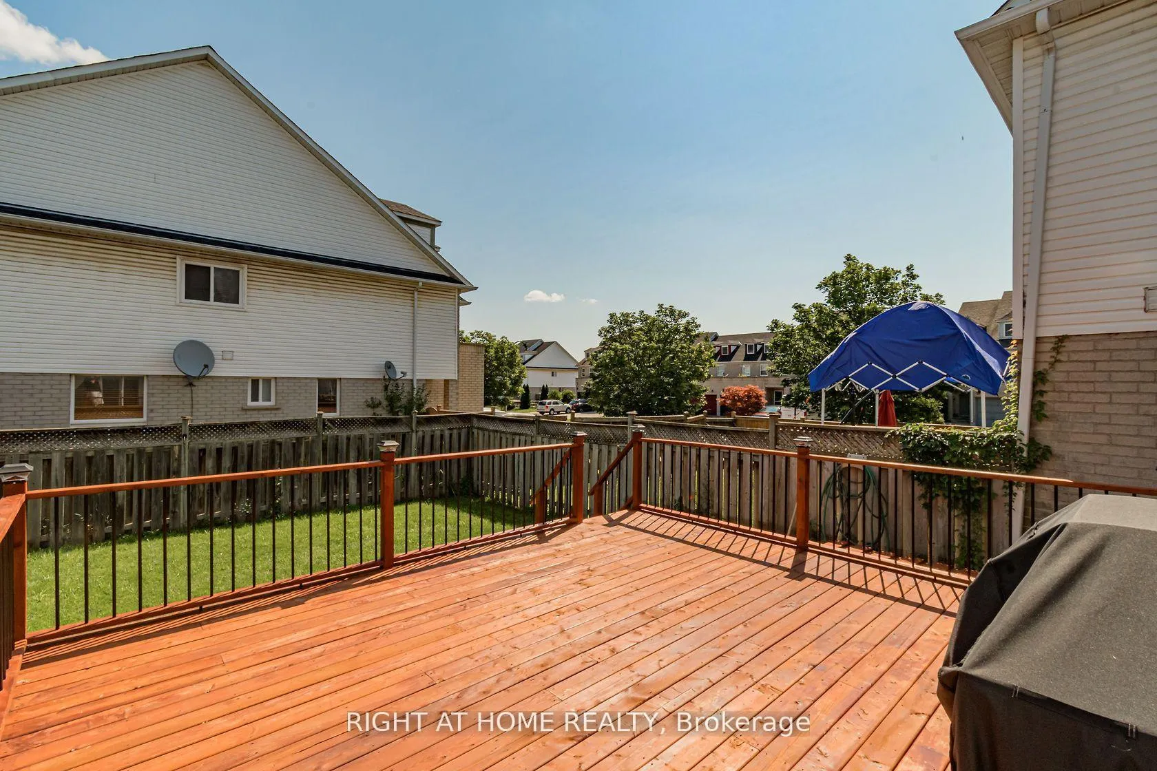 Photo 11 of 2084 White Dove Circle, Oakville, West Oak Trails — HOMEH