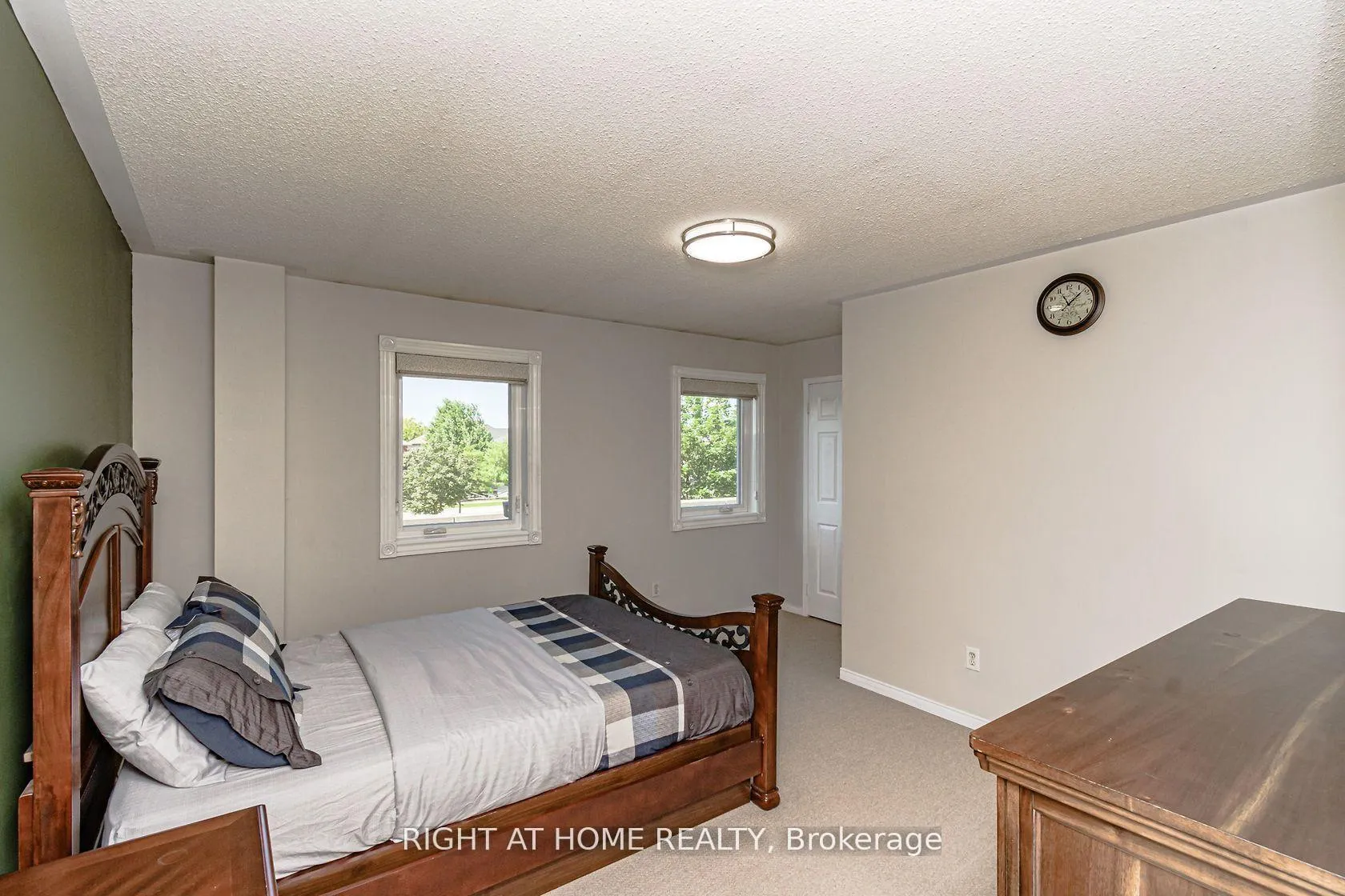Photo 16 of 2084 White Dove Circle, Oakville, West Oak Trails — HOMEH