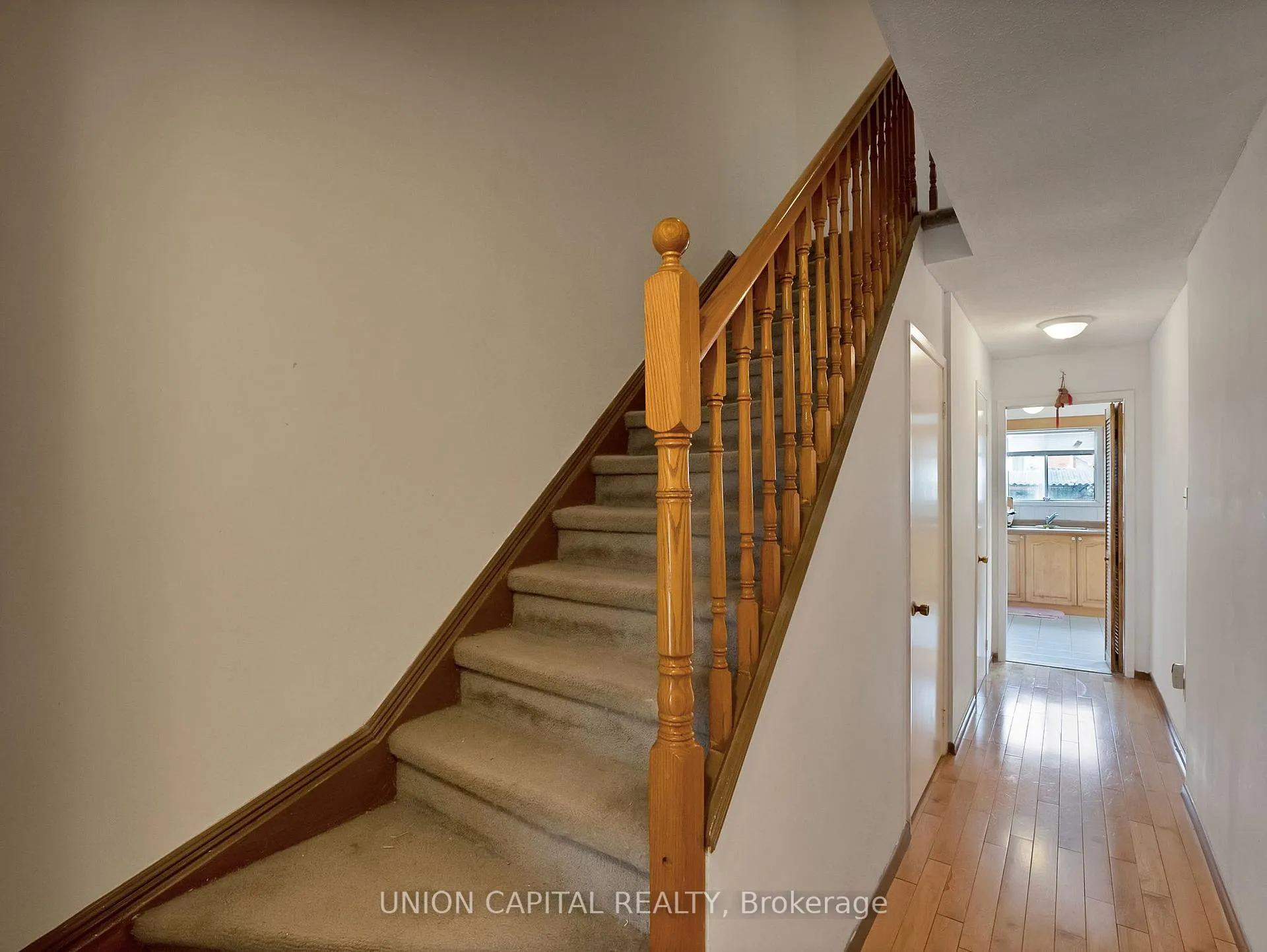 Photo 7 of 34 Timbers Circle, Markham, Milliken Mills East — HOMEH