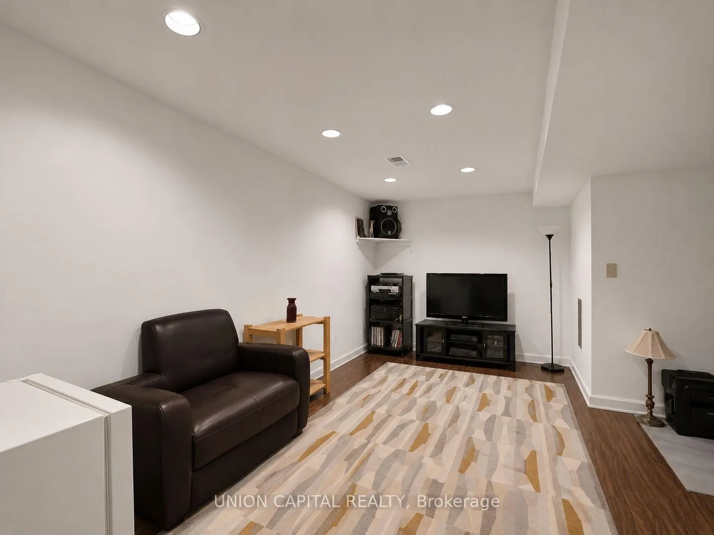 Photo 14 of 34 Timbers Circle, Markham, Milliken Mills East — HOMEH