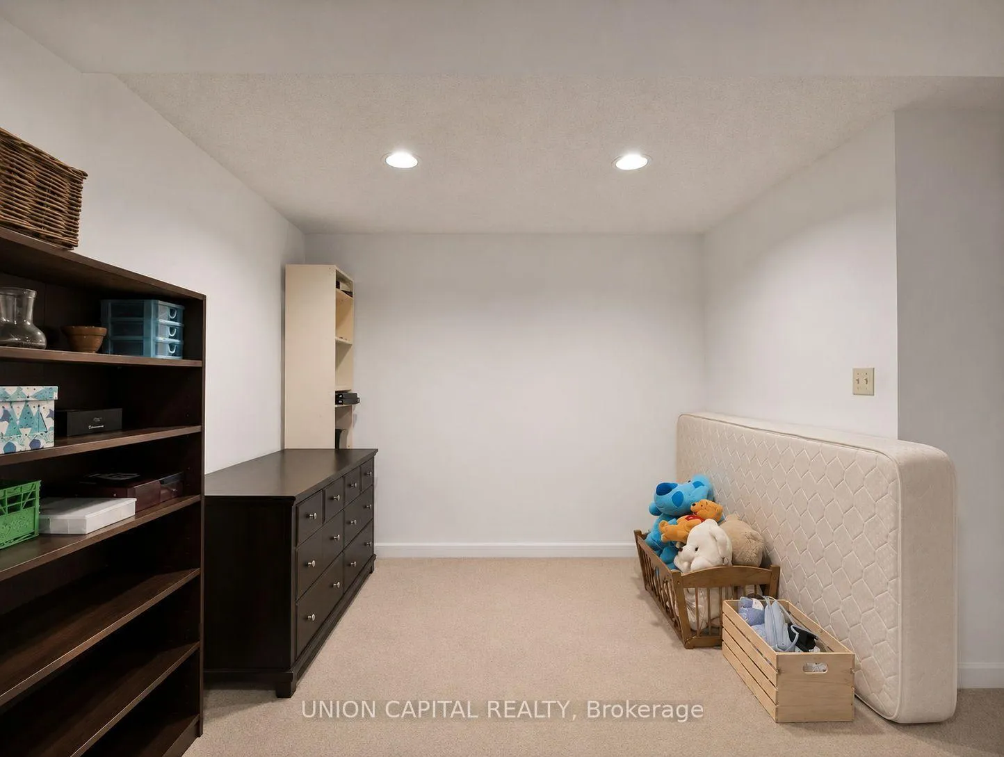 Photo 15 of 34 Timbers Circle, Markham, Milliken Mills East — HOMEH