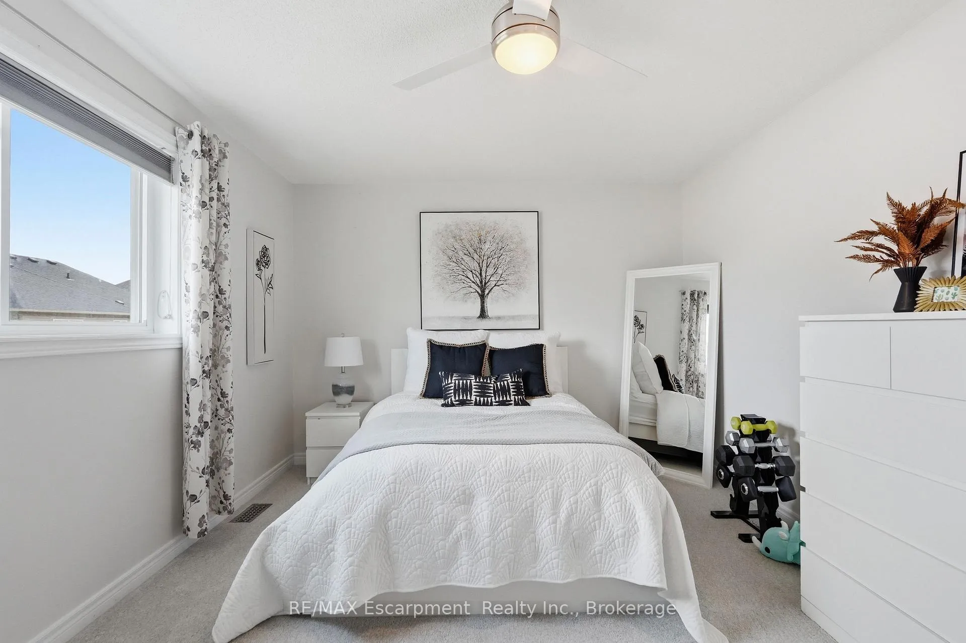 Photo 28 of 5216 Garland Crescent, Burlington, Orchard — HOMEH