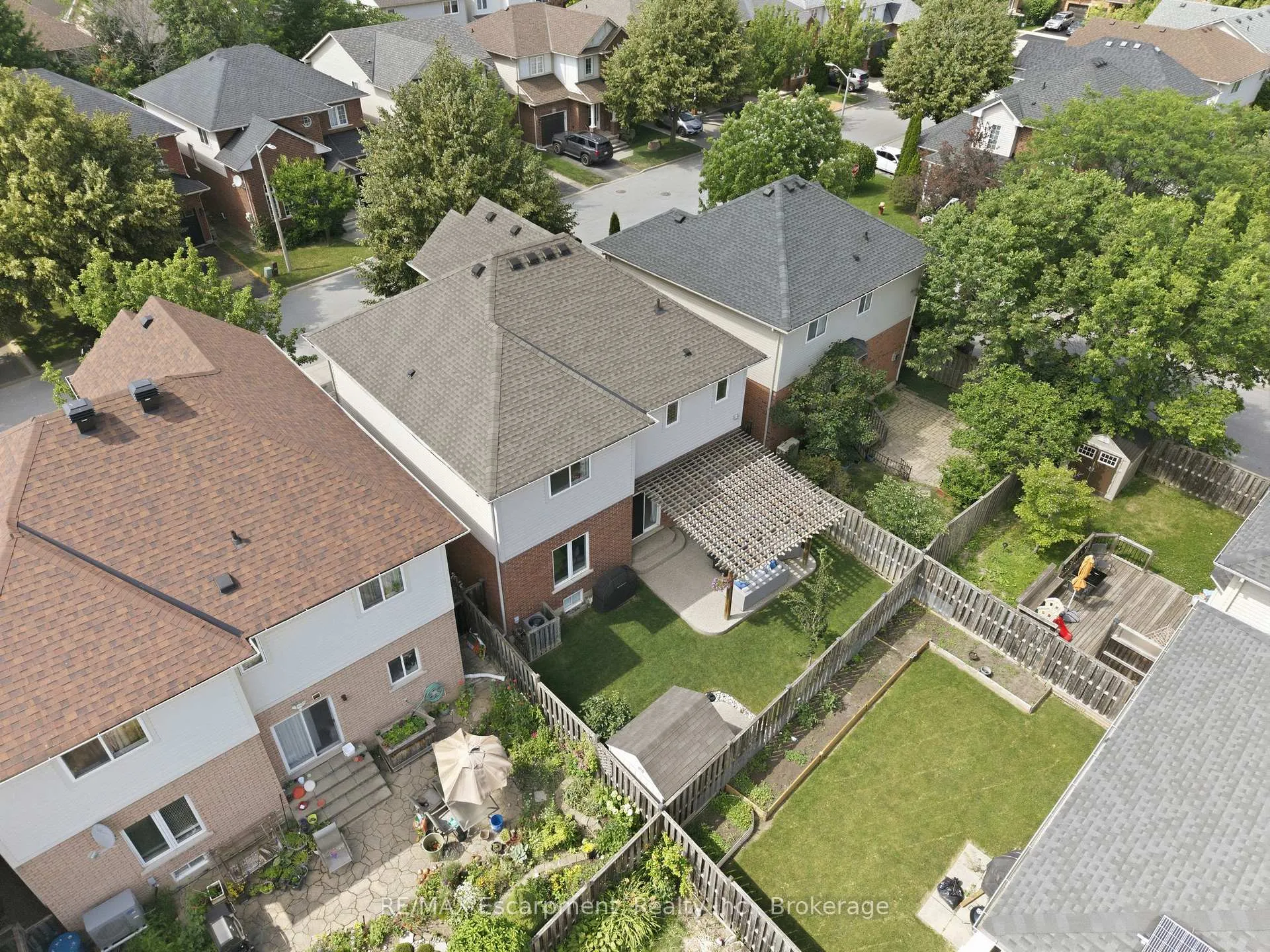 Photo 45 of 5216 Garland Crescent, Burlington, Orchard — HOMEH
