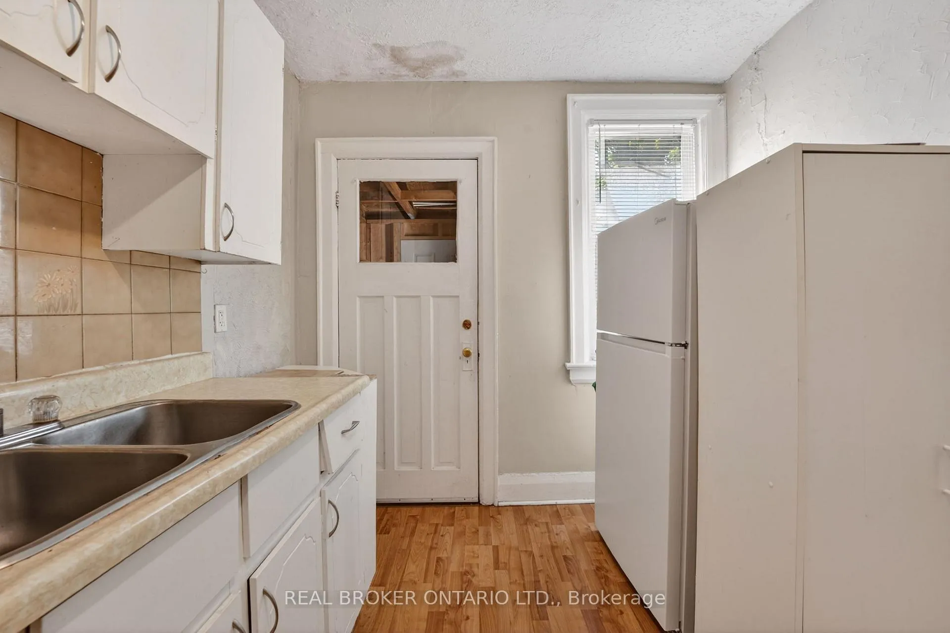 Photo 15 of 271 Manor Road E, Toronto, Mount Pleasant East — HOMEH