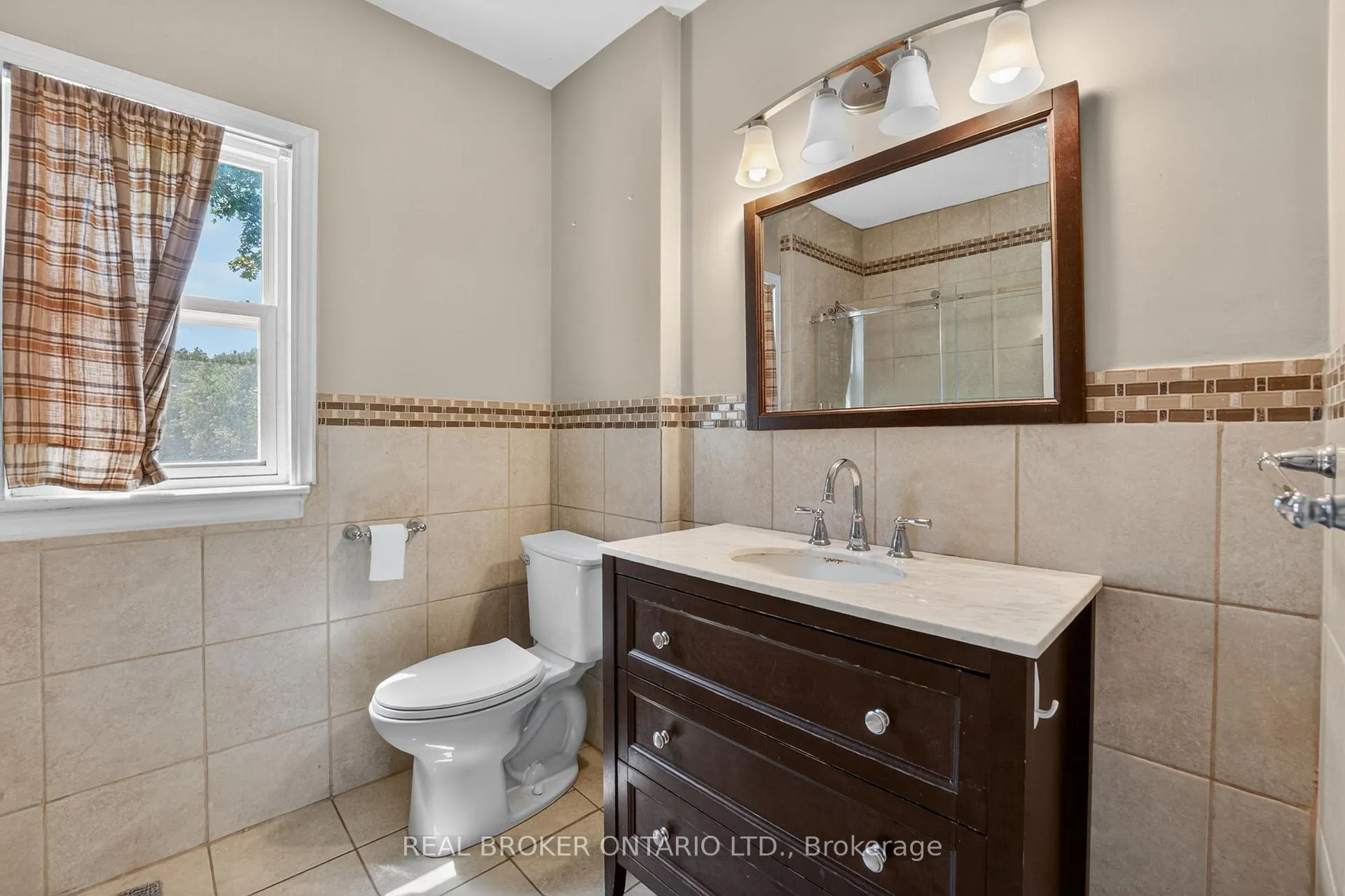 Photo 22 of 271 Manor Road E, Toronto, Mount Pleasant East — HOMEH