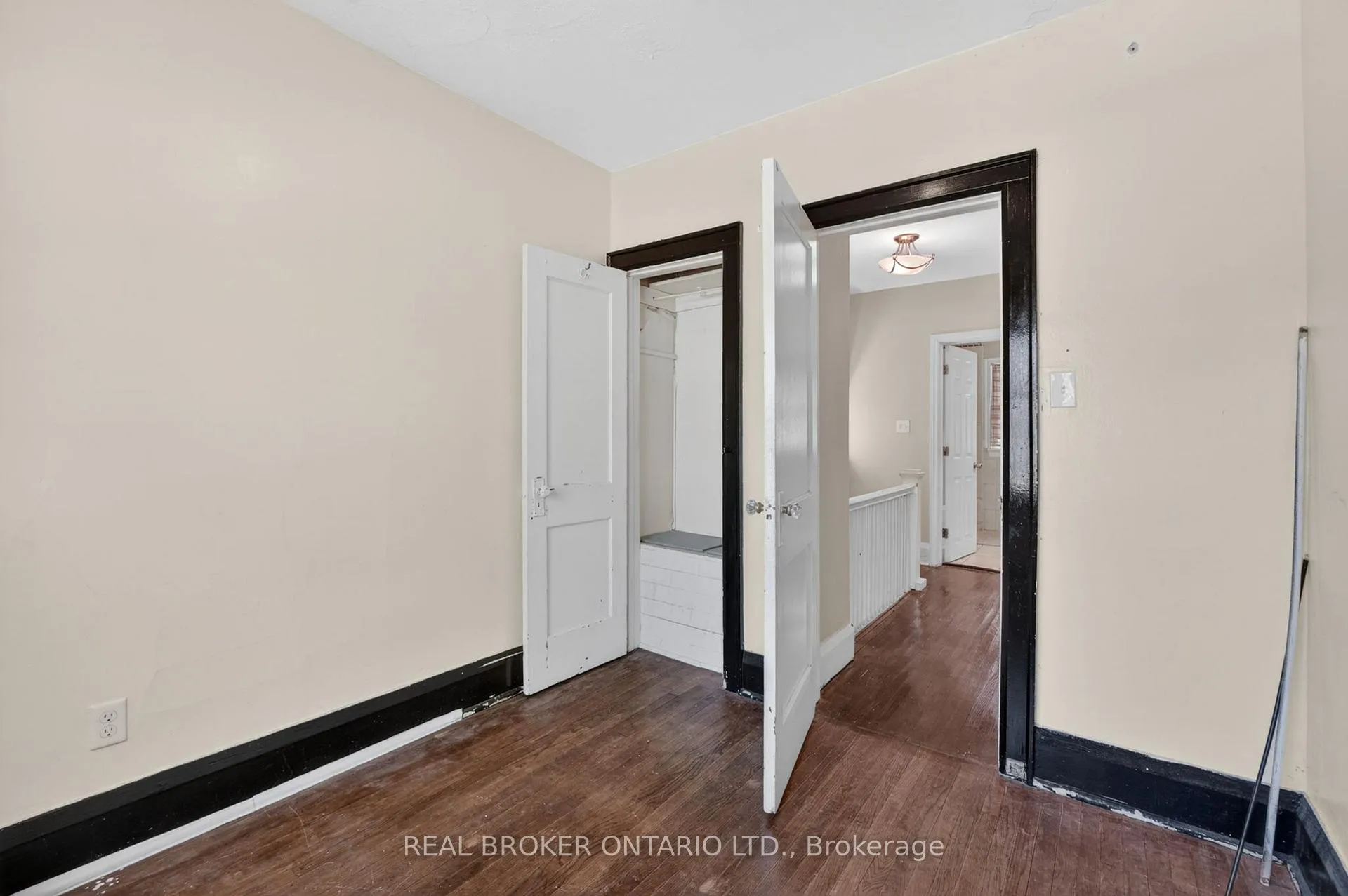Photo 27 of 271 Manor Road E, Toronto, Mount Pleasant East — HOMEH