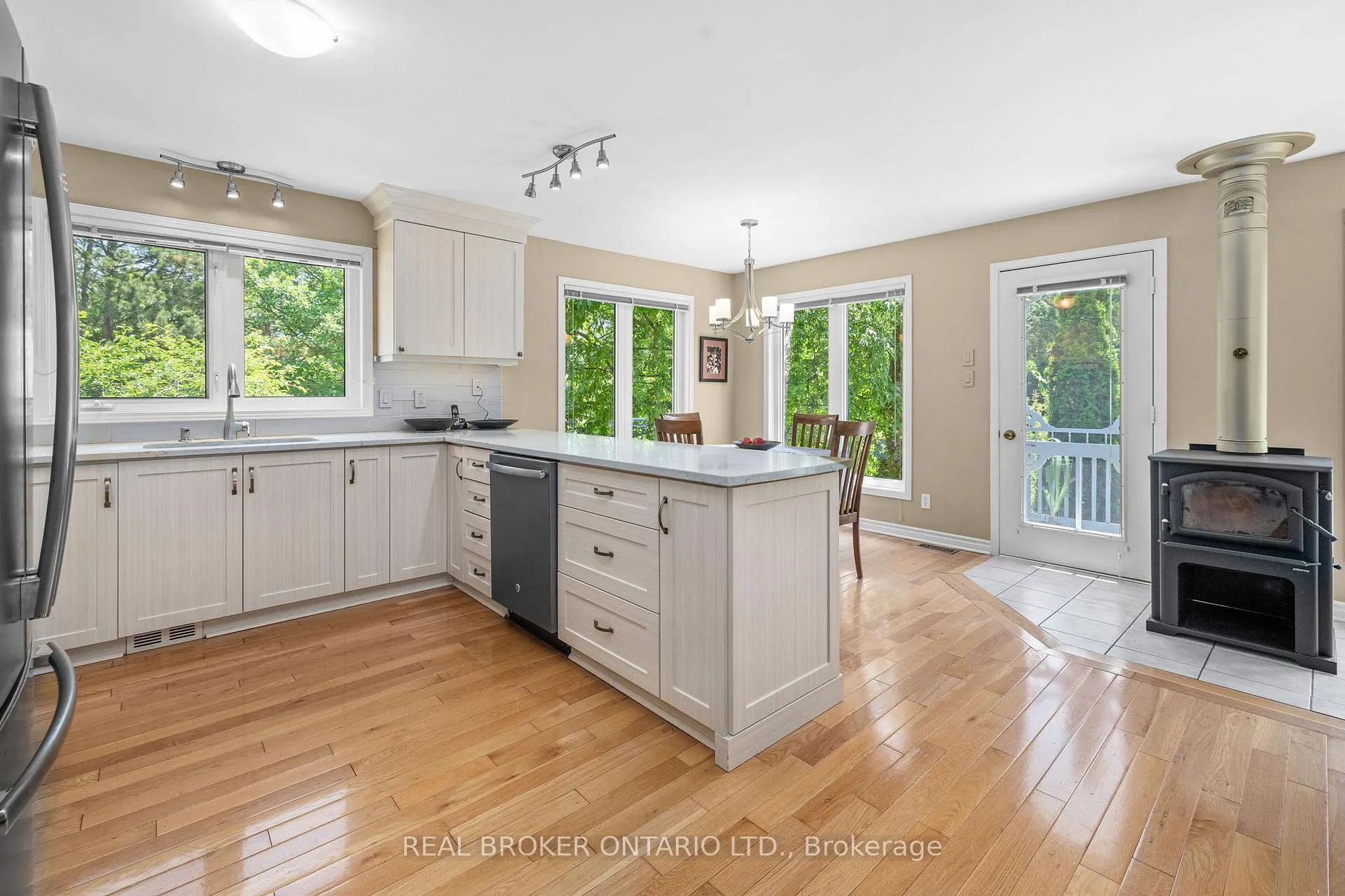 Photo 12 of 6550 Rideau Valley Drive N, Ottawa, Manotick South to Roger Stevens — HOMEH