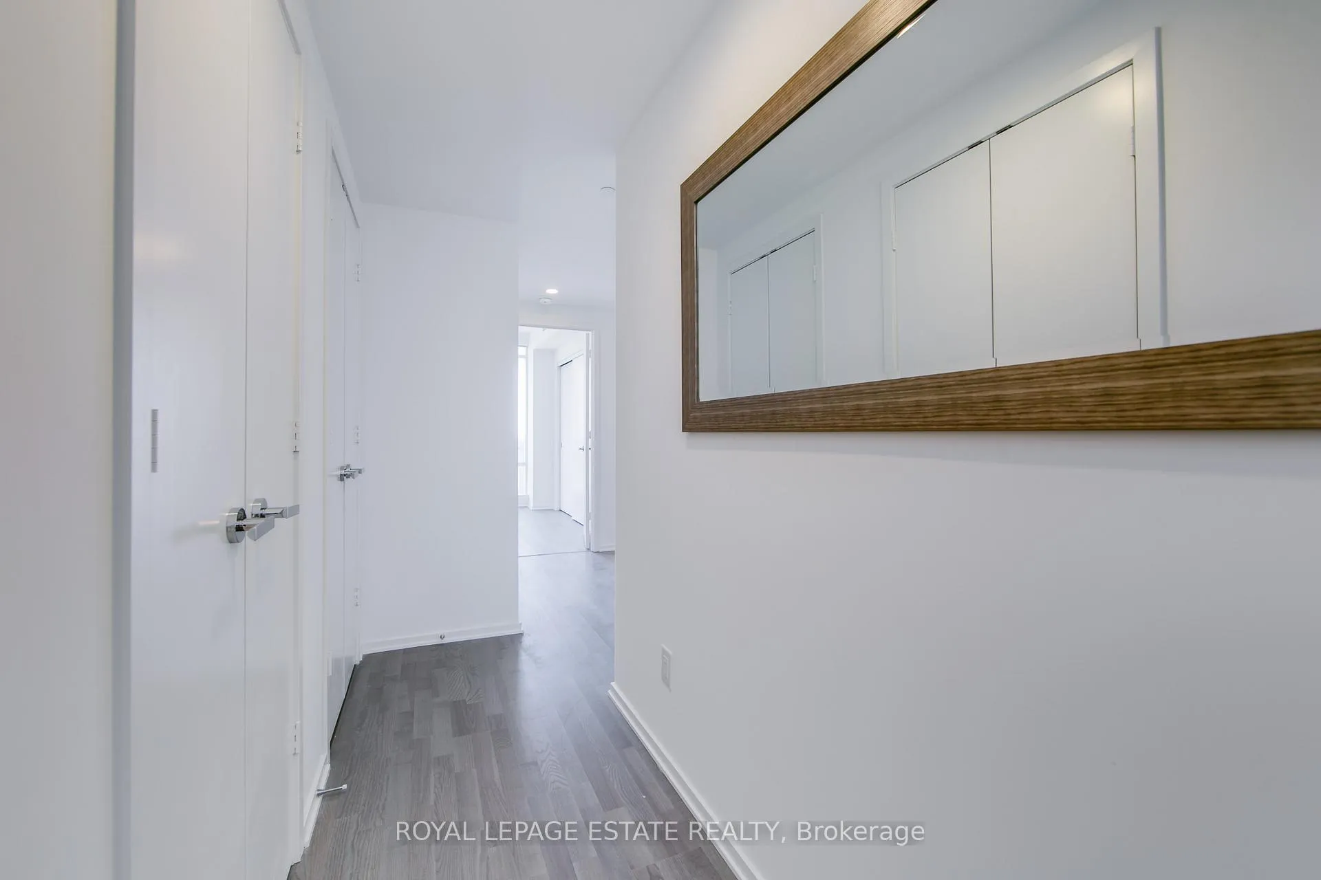Photo 2 of Unit 3010, 1 Bloor Street E, Toronto, Church-Yonge Corridor — HOMEH
