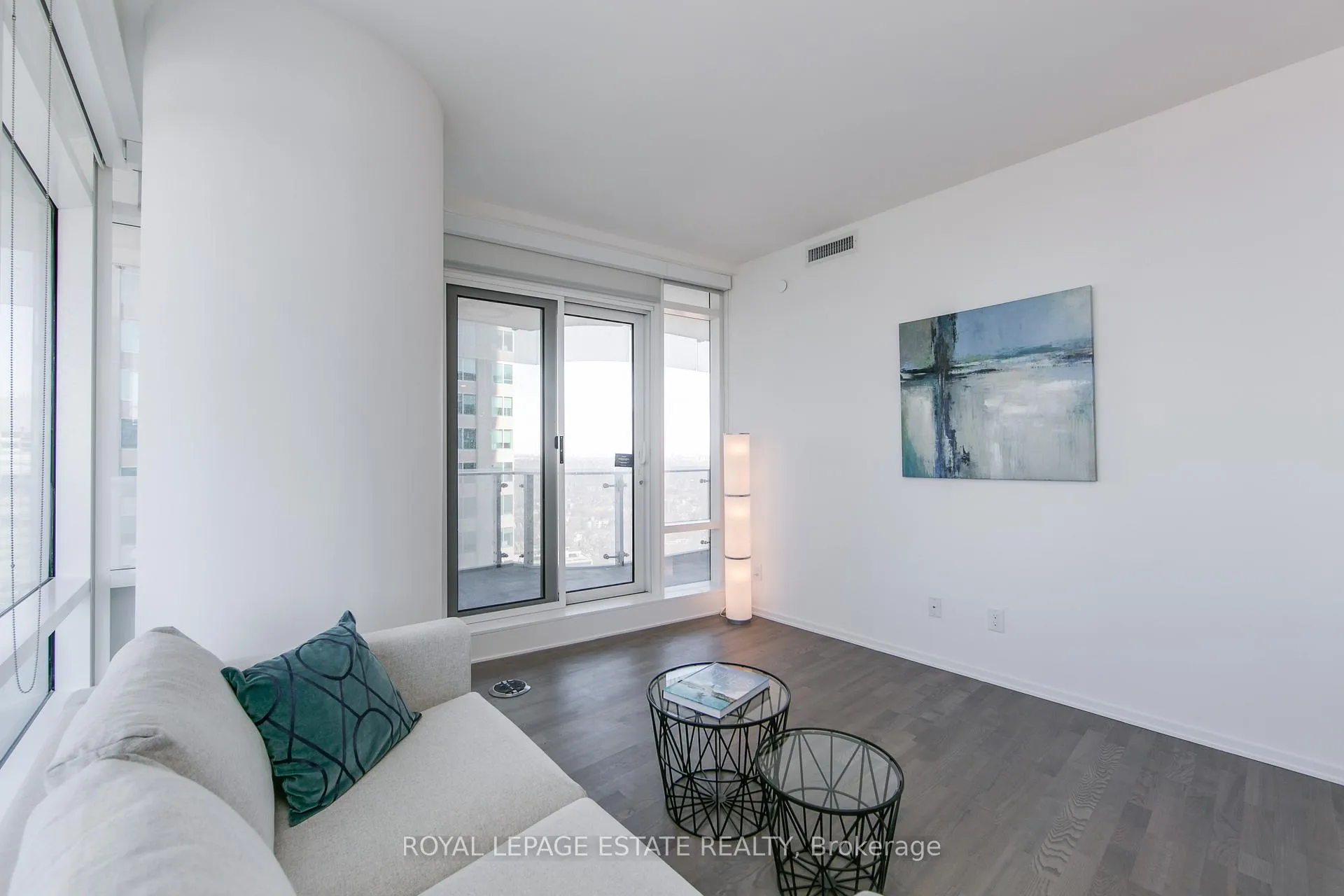 Photo 7 of Unit 3010, 1 Bloor Street E, Toronto, Church-Yonge Corridor — HOMEH