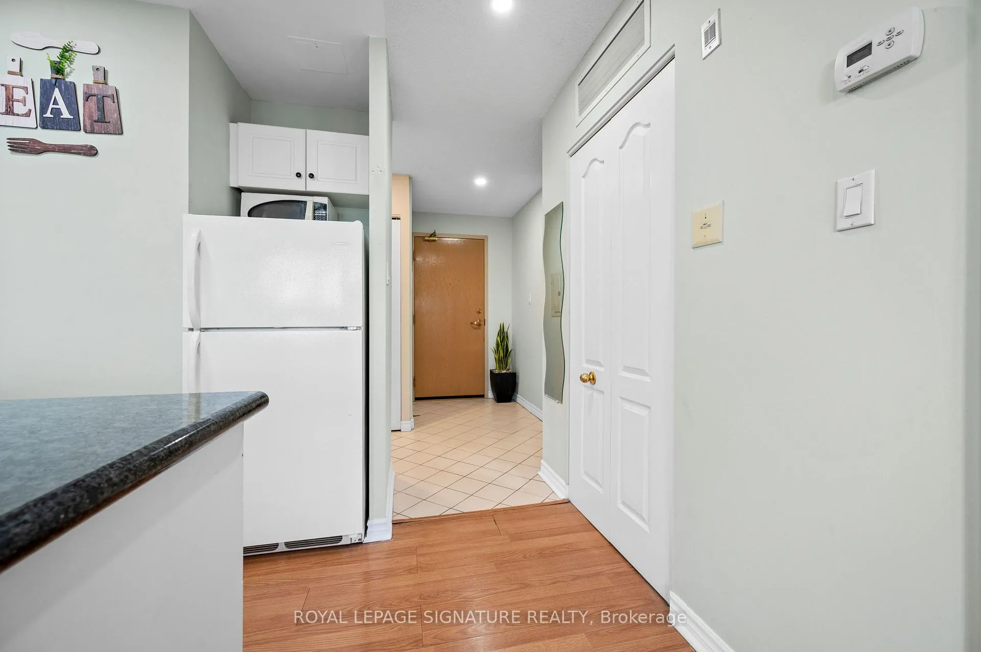Photo 7 of Unit 205, 3 Dayspring Circle, Brampton, Goreway Drive Corridor — HOMEH