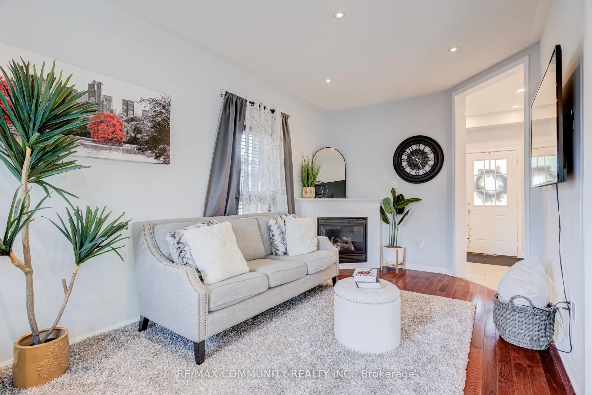 Photo 6 of 940 Ormond Drive, Oshawa, Samac — HOMEH