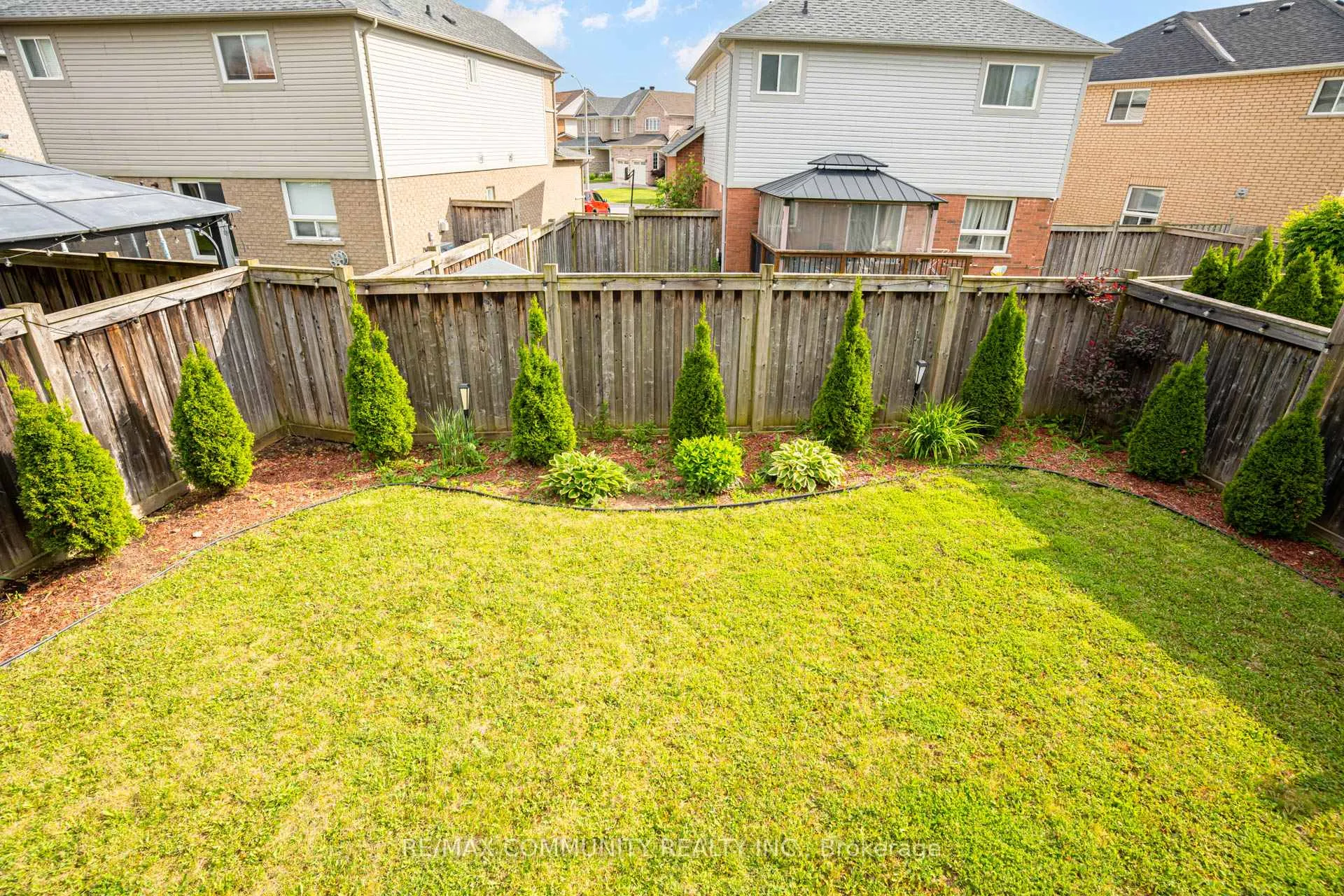Photo 24 of 940 Ormond Drive, Oshawa, Samac — HOMEH