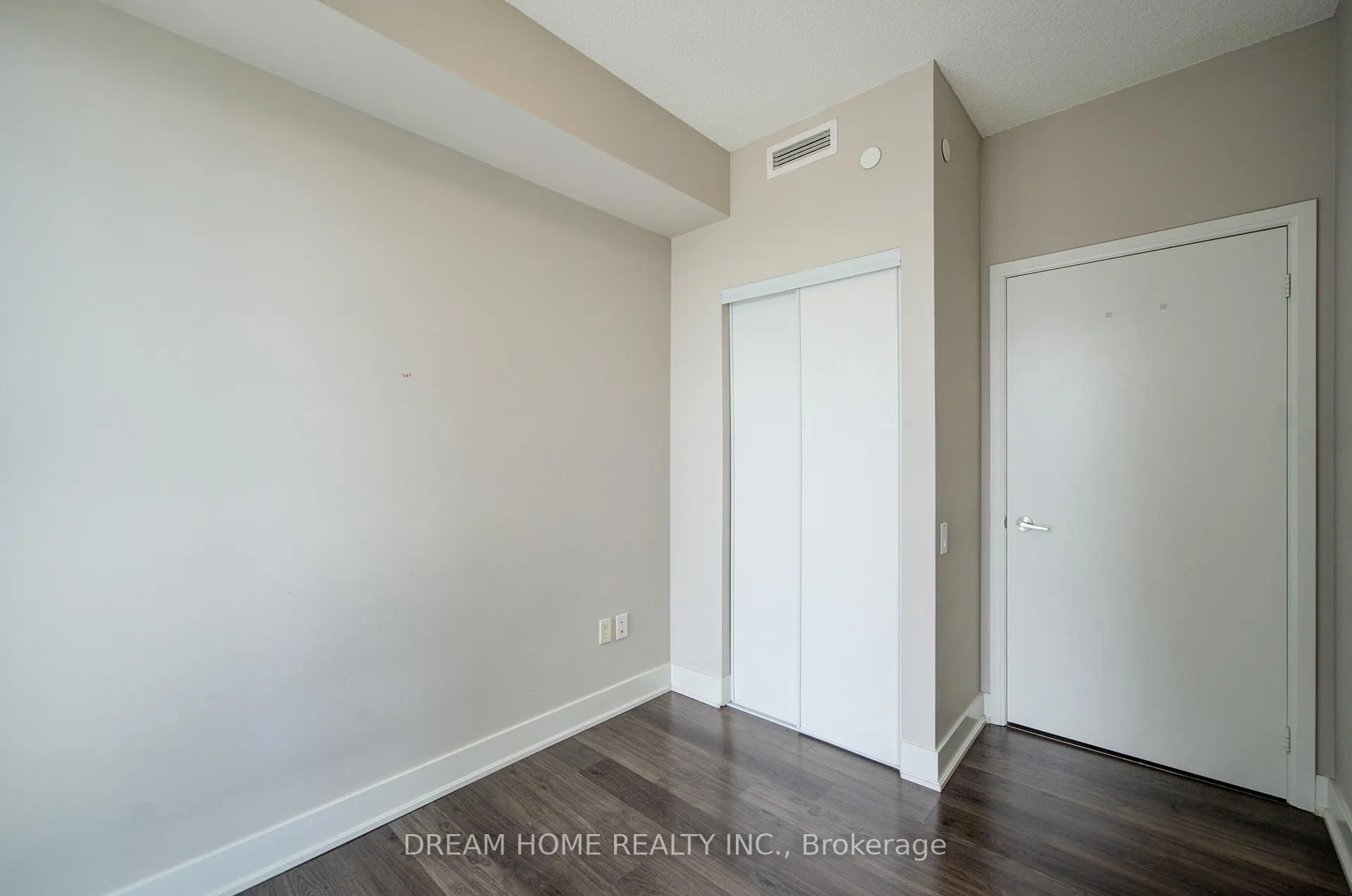 Photo 22 of Unit 2902, 30 Roehampton Avenue, Toronto, Mount Pleasant West — HOMEH
