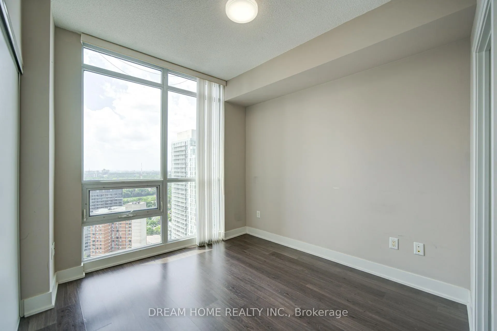 Photo 24 of Unit 2902, 30 Roehampton Avenue, Toronto, Mount Pleasant West — HOMEH