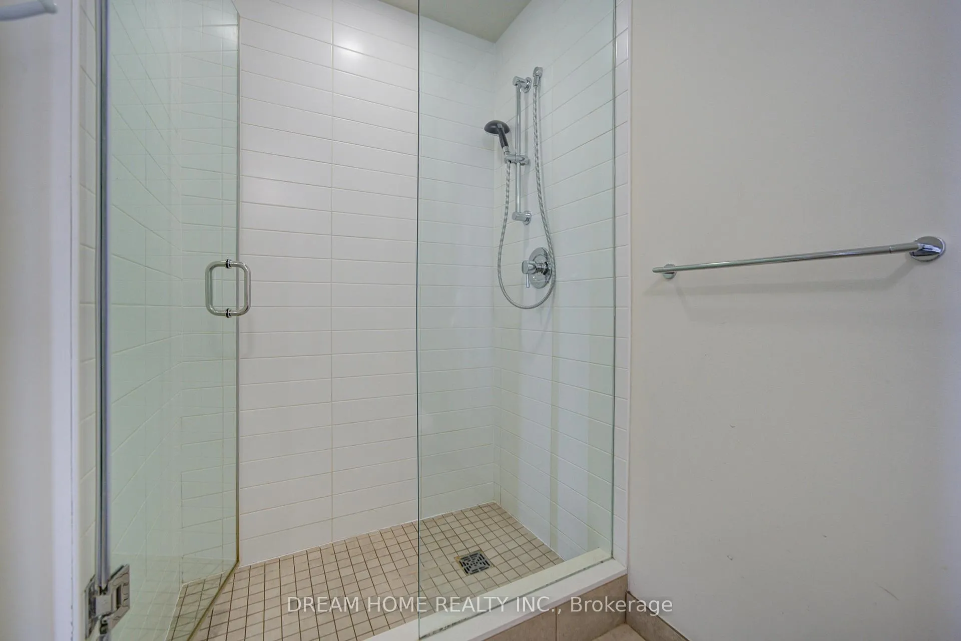 Photo 29 of Unit 2902, 30 Roehampton Avenue, Toronto, Mount Pleasant West — HOMEH