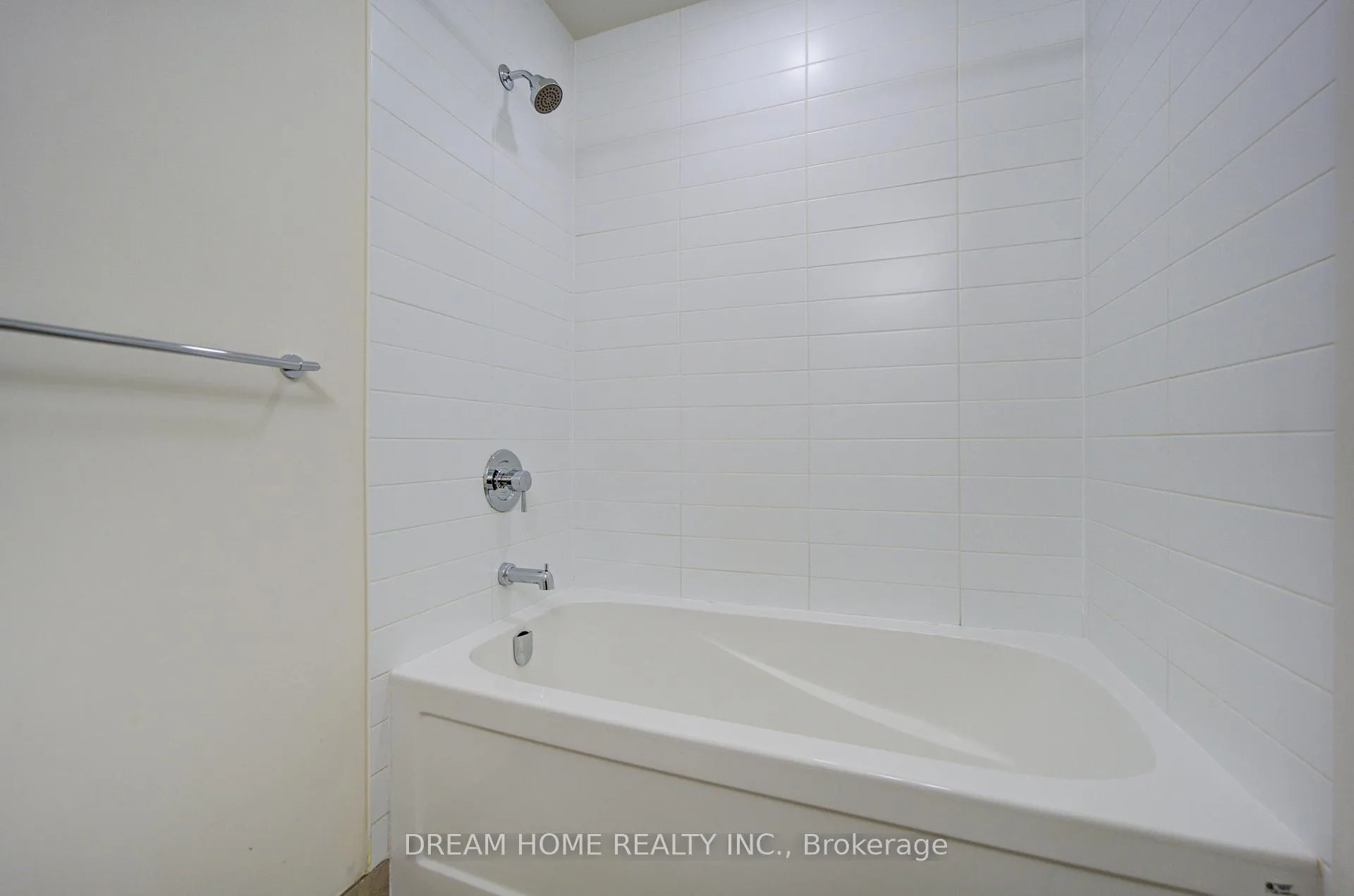 Photo 31 of Unit 2902, 30 Roehampton Avenue, Toronto, Mount Pleasant West — HOMEH