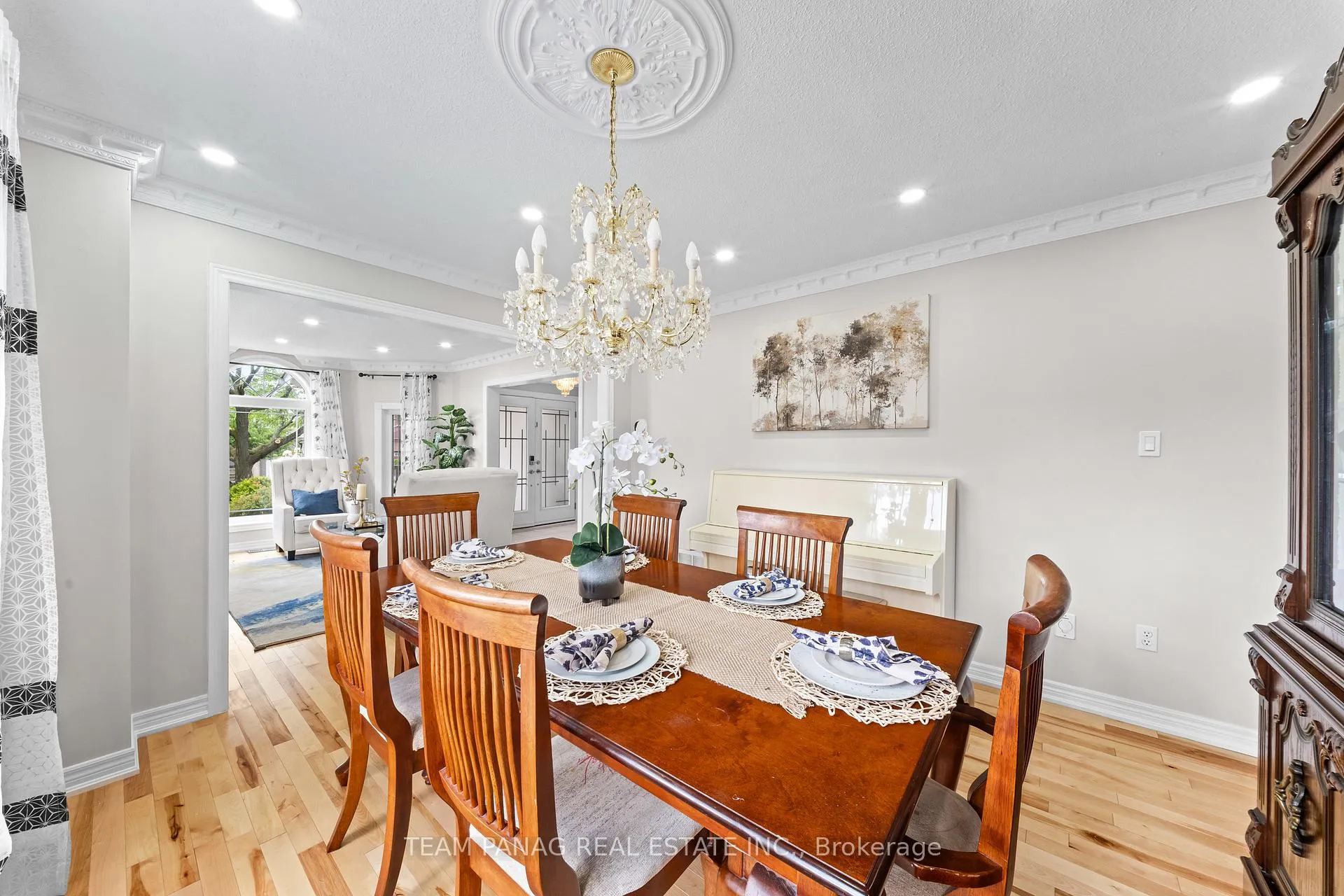 Photo 9 of 1 Sprucelands Avenue, Brampton, Sandringham-Wellington — HOMEH