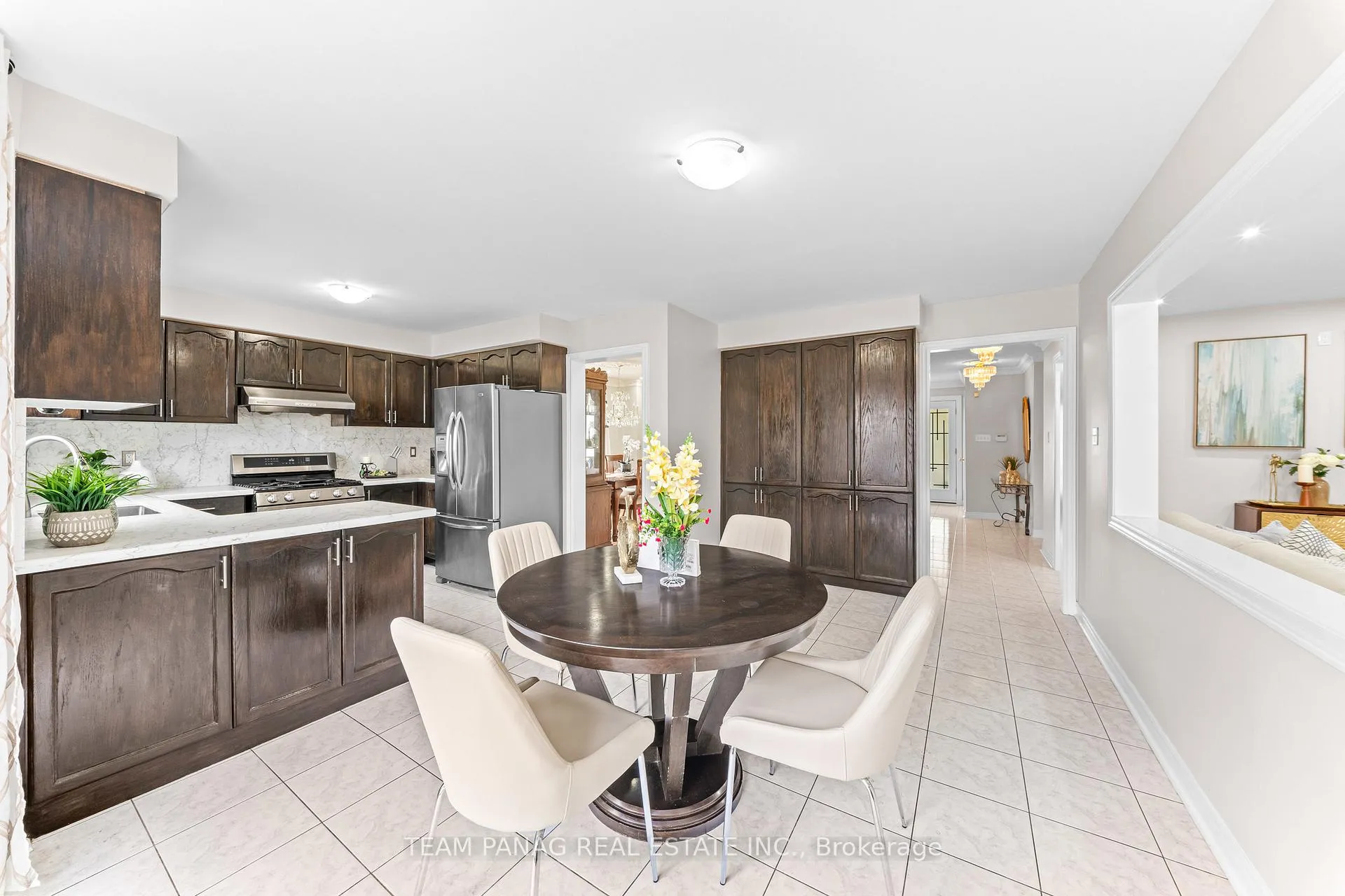 Photo 13 of 1 Sprucelands Avenue, Brampton, Sandringham-Wellington — HOMEH