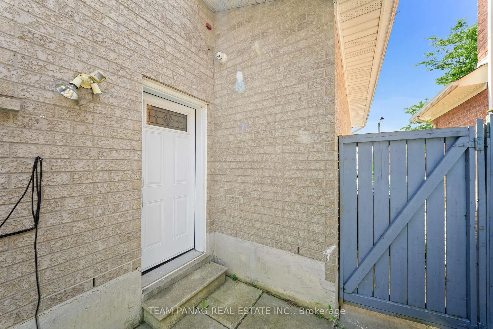 Photo 33 of 1 Sprucelands Avenue, Brampton, Sandringham-Wellington — HOMEH