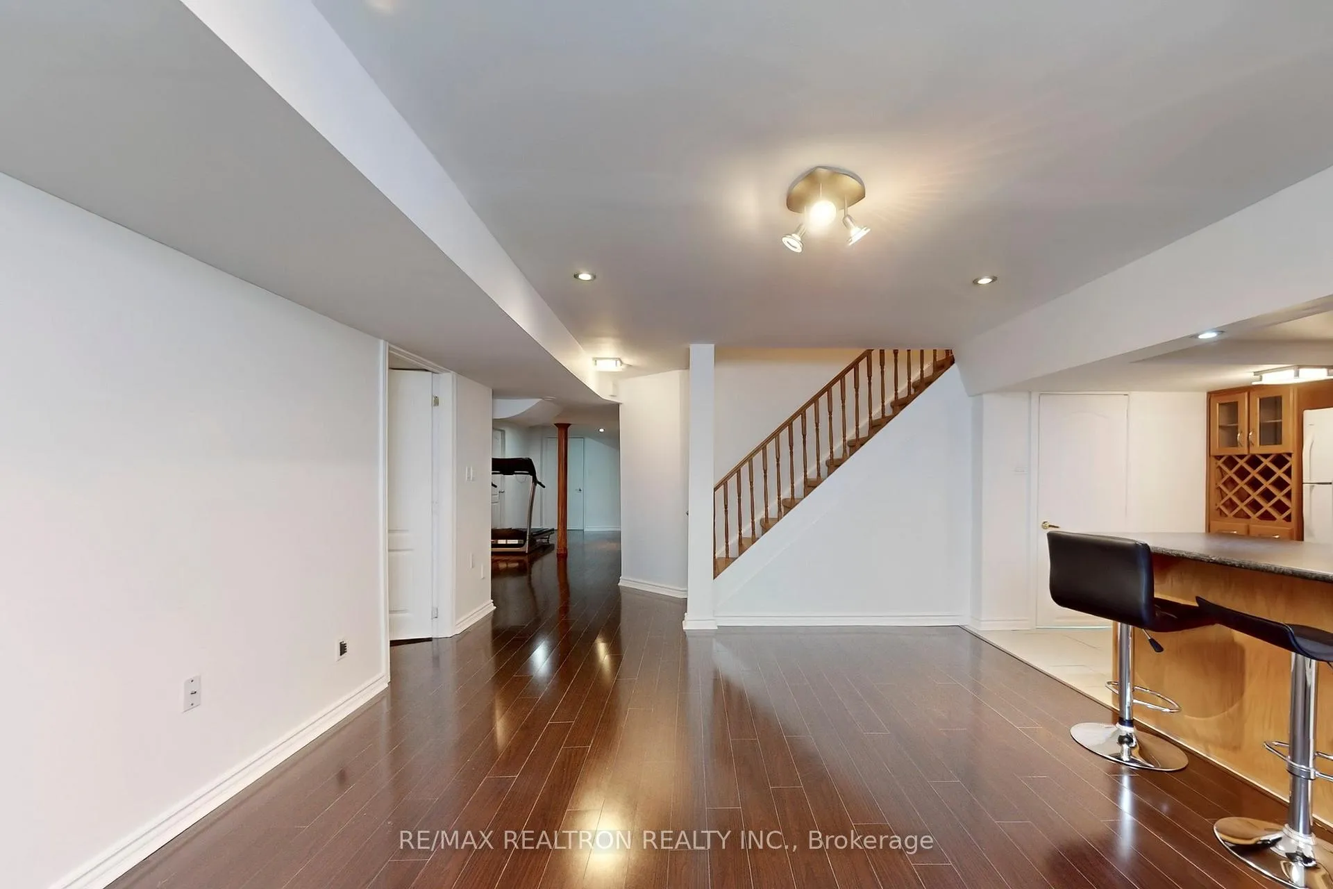 Photo 13 of 123 Monte Carlo Drive, Vaughan, Sonoma Heights — HOMEH