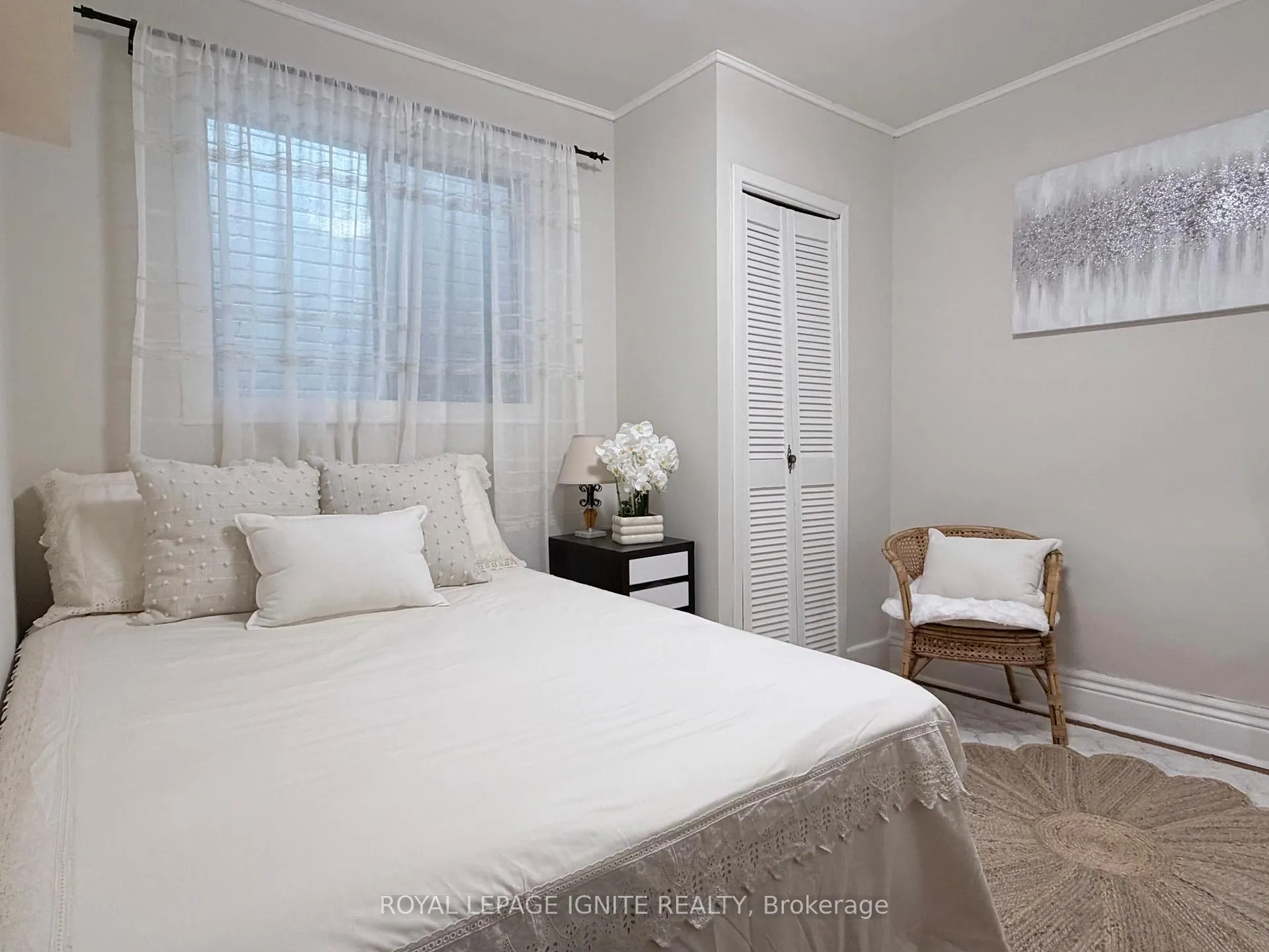 Photo 15 of 482 Mcroberts Avenue, Toronto, Caledonia-Fairbank — HOMEH