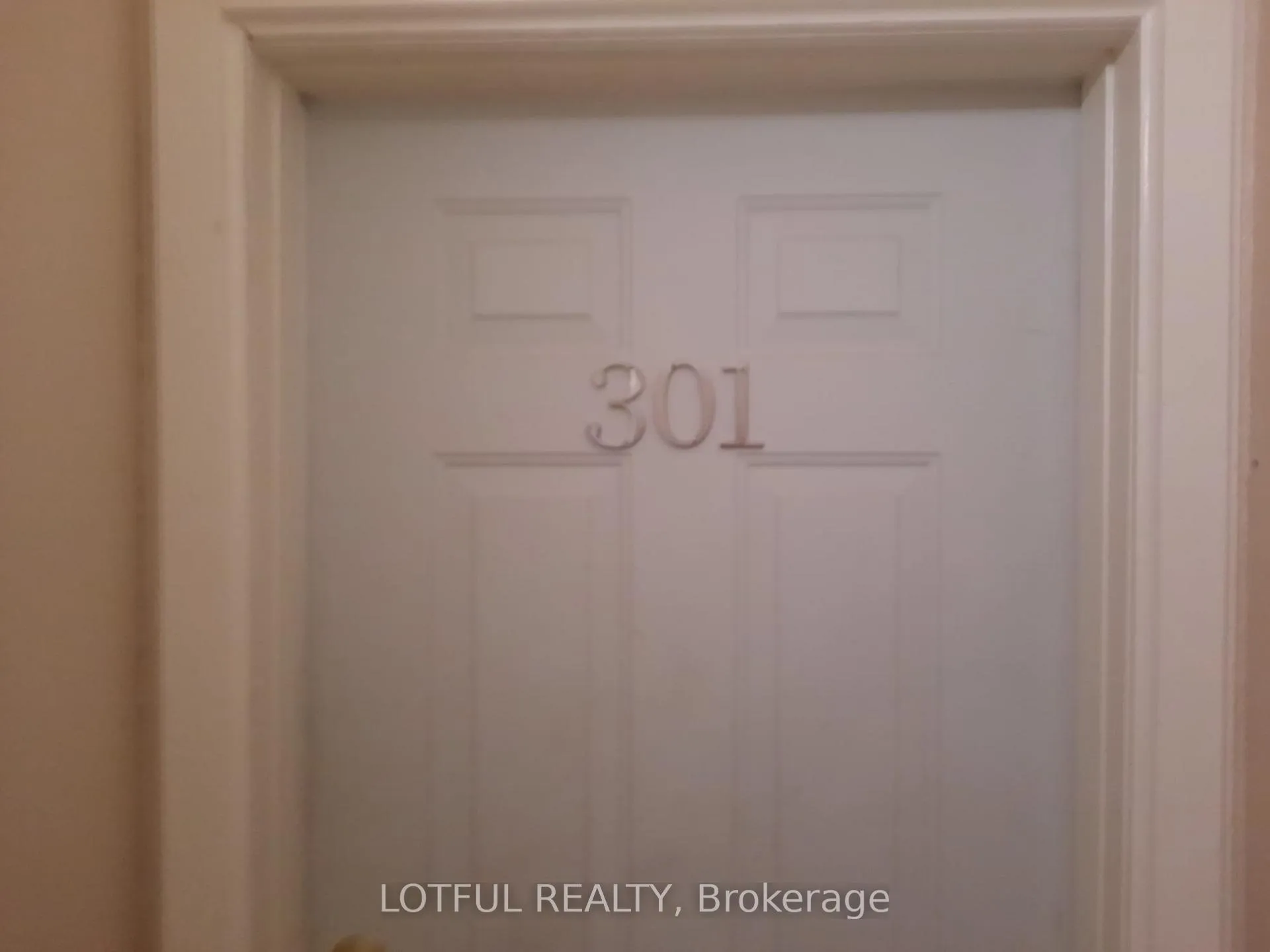 Photo 2 of Unit 301, 192 King Street W, Prescott, Prescott — HOMEH