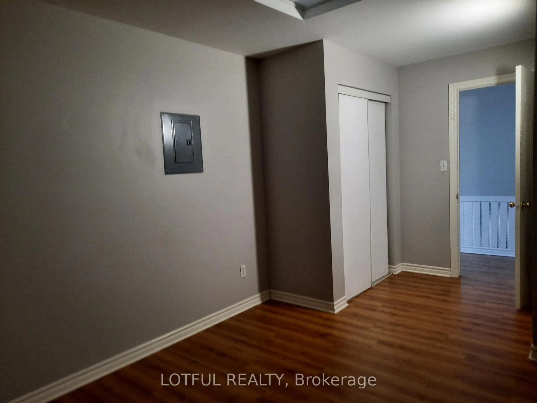 Photo 9 of Unit 301, 192 King Street W, Prescott, Prescott — HOMEH