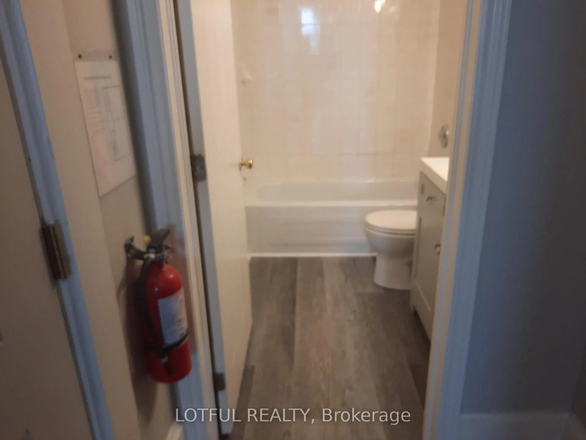 Photo 12 of Unit 301, 192 King Street W, Prescott, Prescott — HOMEH