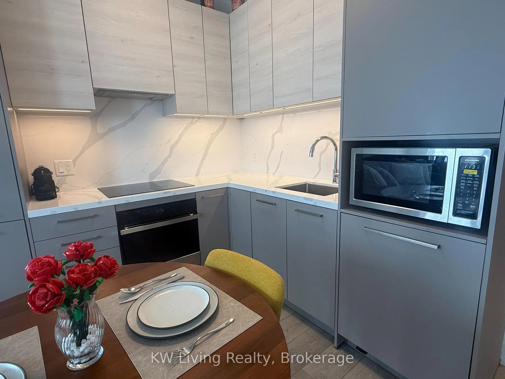 Photo 8 of Unit 2211, 38 Gandhi Lane, Markham, Commerce Valley — HOMEH