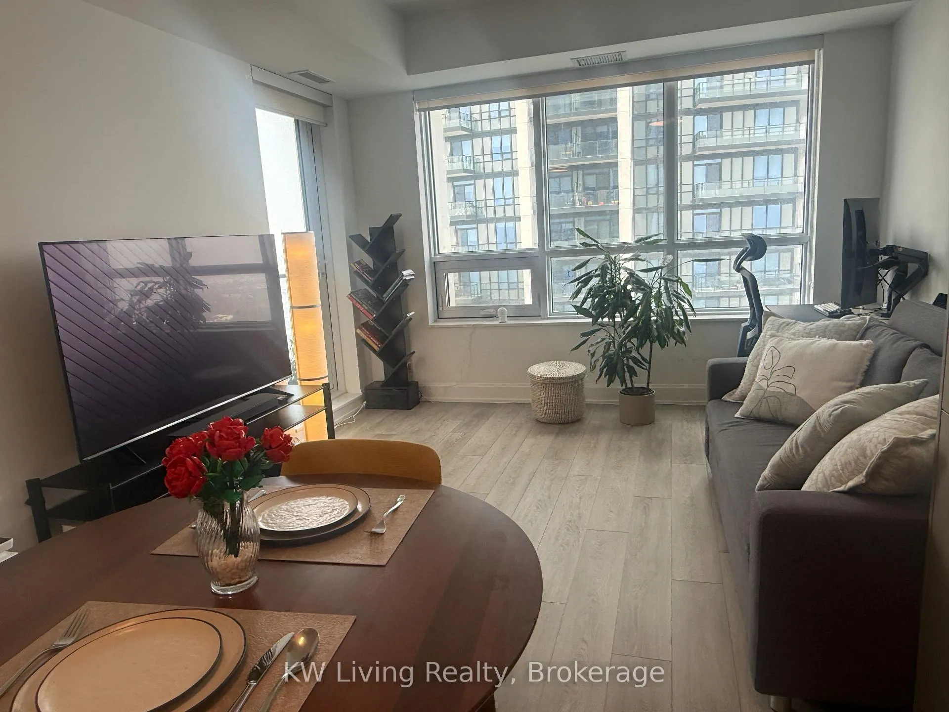 Photo 13 of Unit 2211, 38 Gandhi Lane, Markham, Commerce Valley — HOMEH