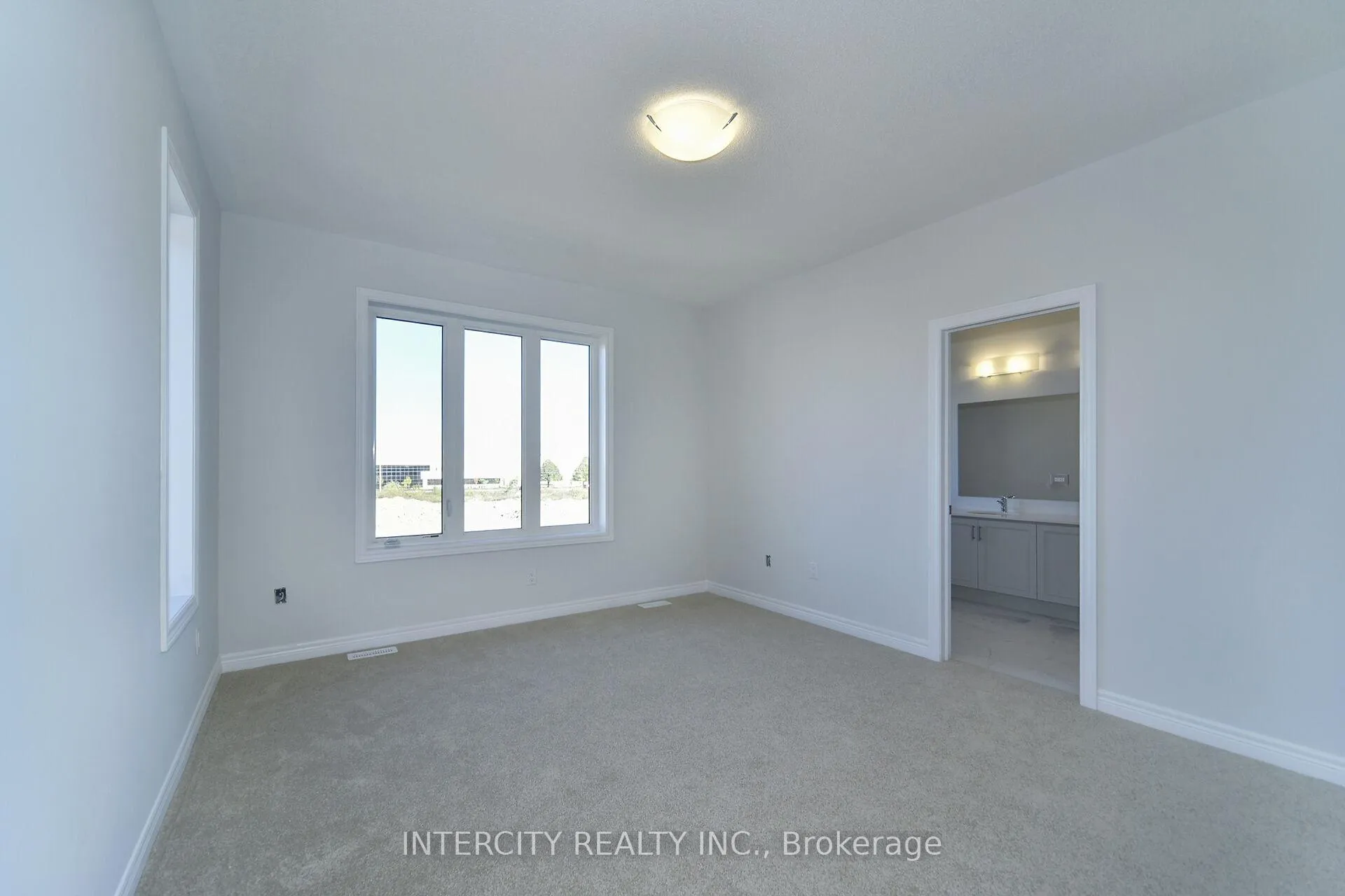 Photo 21 of 158 Mumbai Drive, Markham, Middlefield — HOMEH