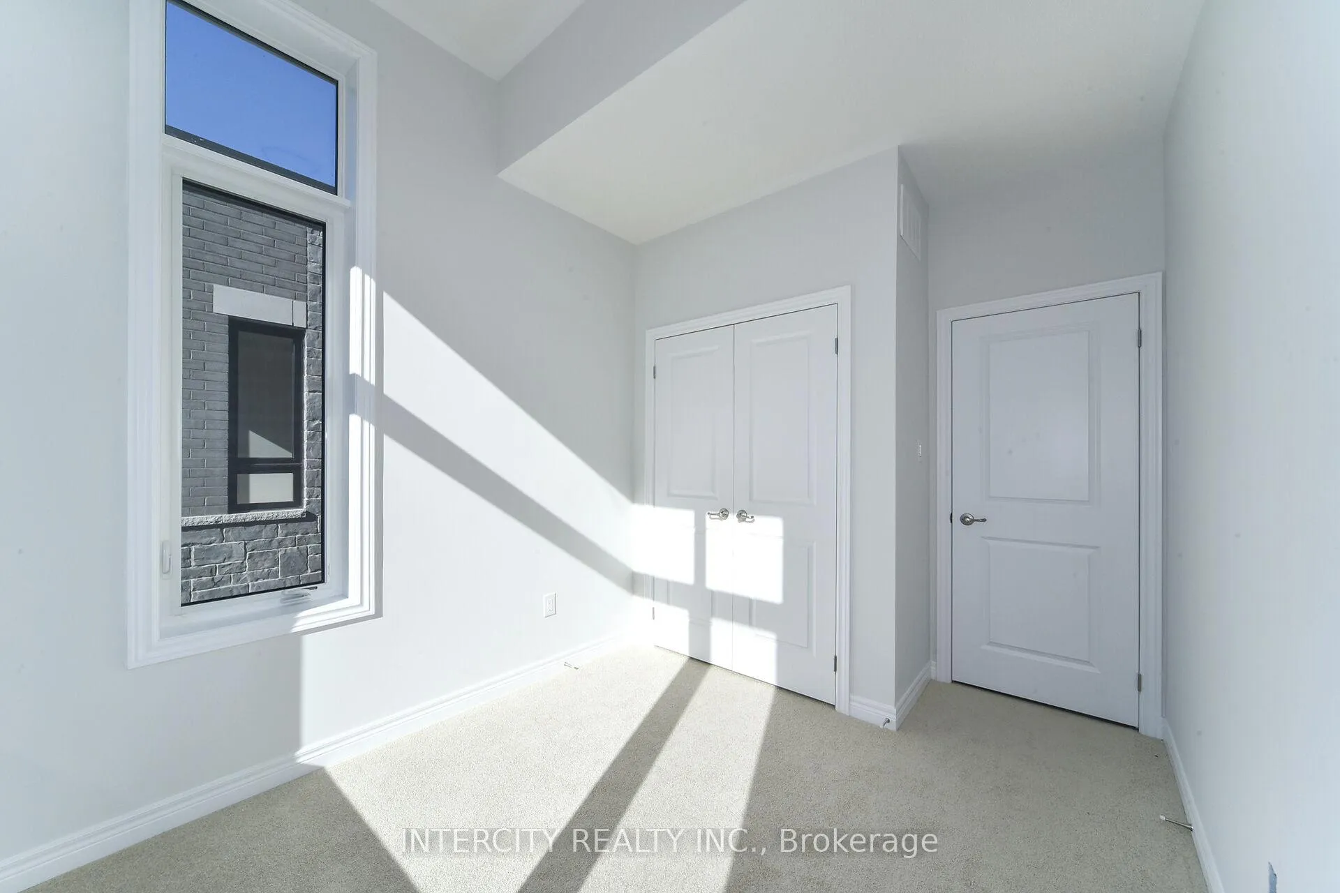 Photo 26 of 158 Mumbai Drive, Markham, Middlefield — HOMEH