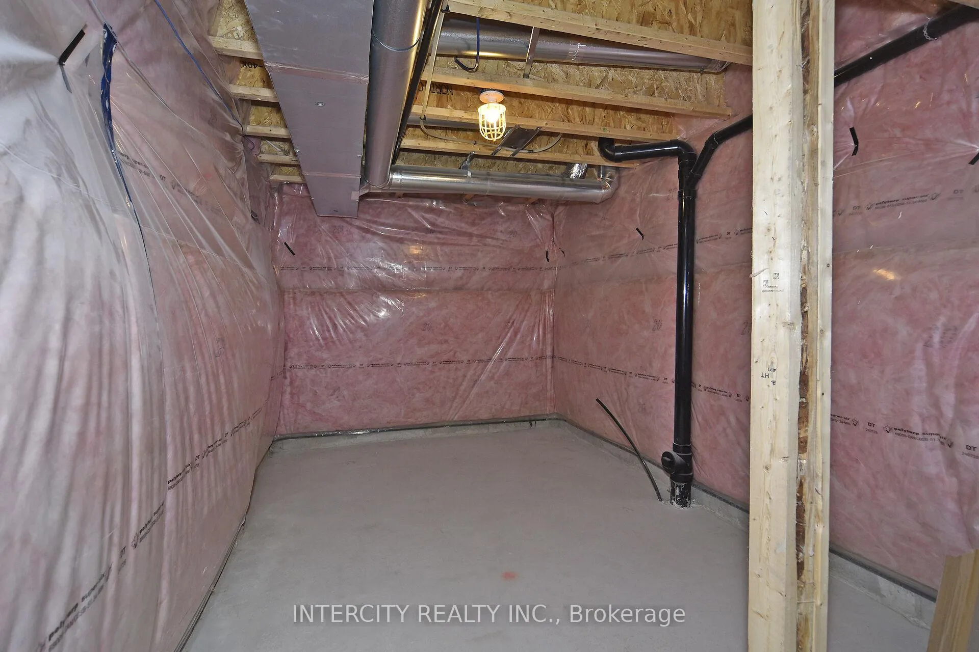 Photo 34 of 158 Mumbai Drive, Markham, Middlefield — HOMEH
