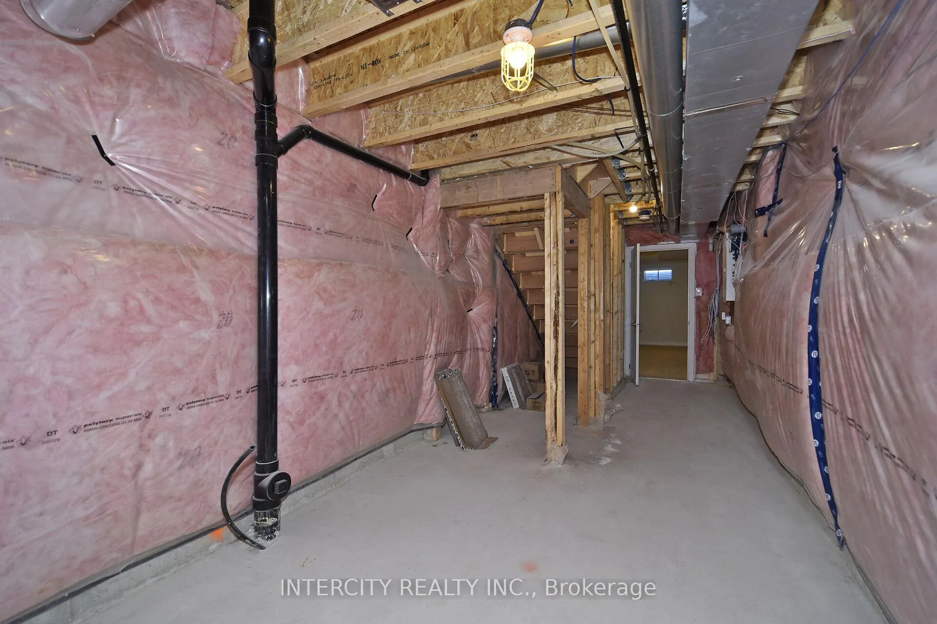 Photo 35 of 158 Mumbai Drive, Markham, Middlefield — HOMEH