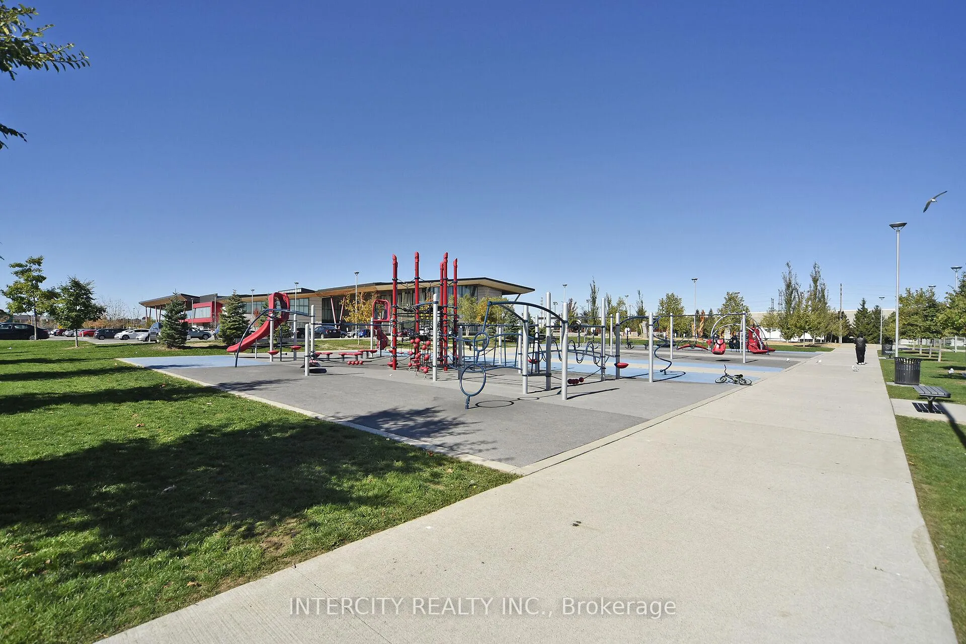 Photo 39 of 158 Mumbai Drive, Markham, Middlefield — HOMEH