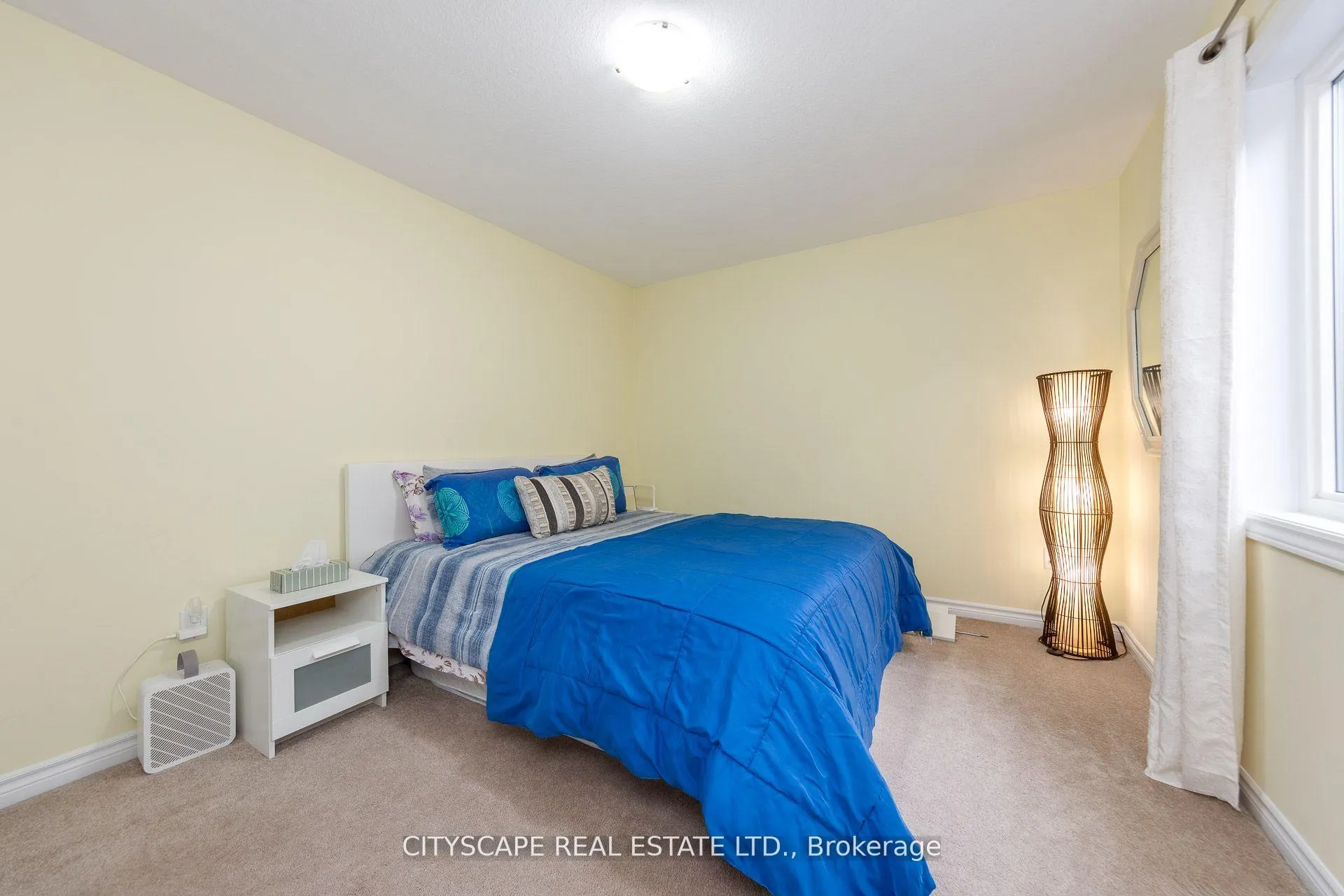 Photo 29 of 121 Crafter Crescent, Hamilton, Stoney Creek — HOMEH