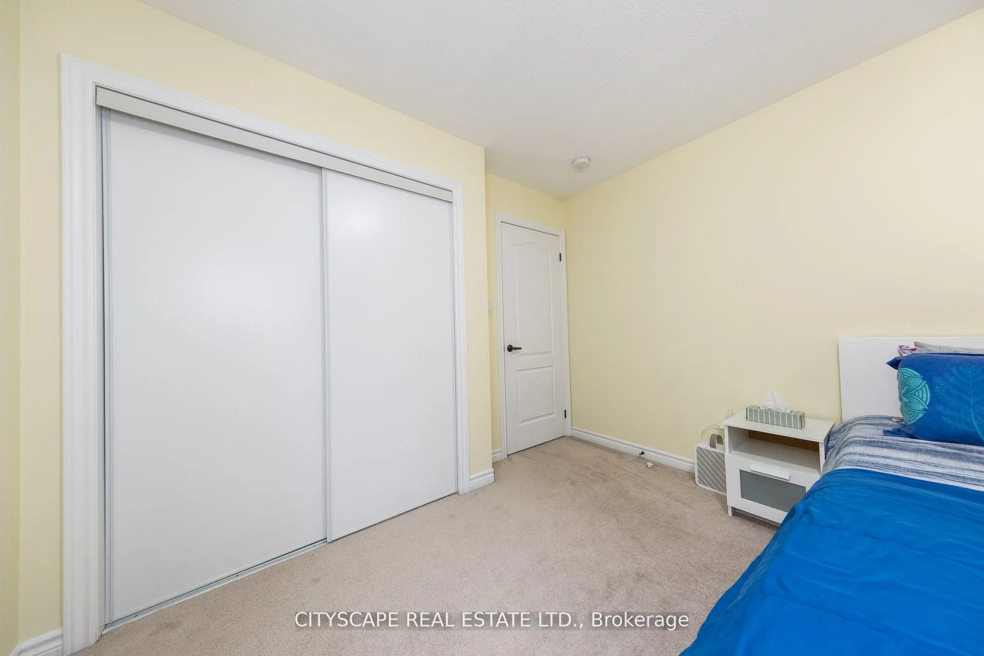 Photo 30 of 121 Crafter Crescent, Hamilton, Stoney Creek — HOMEH